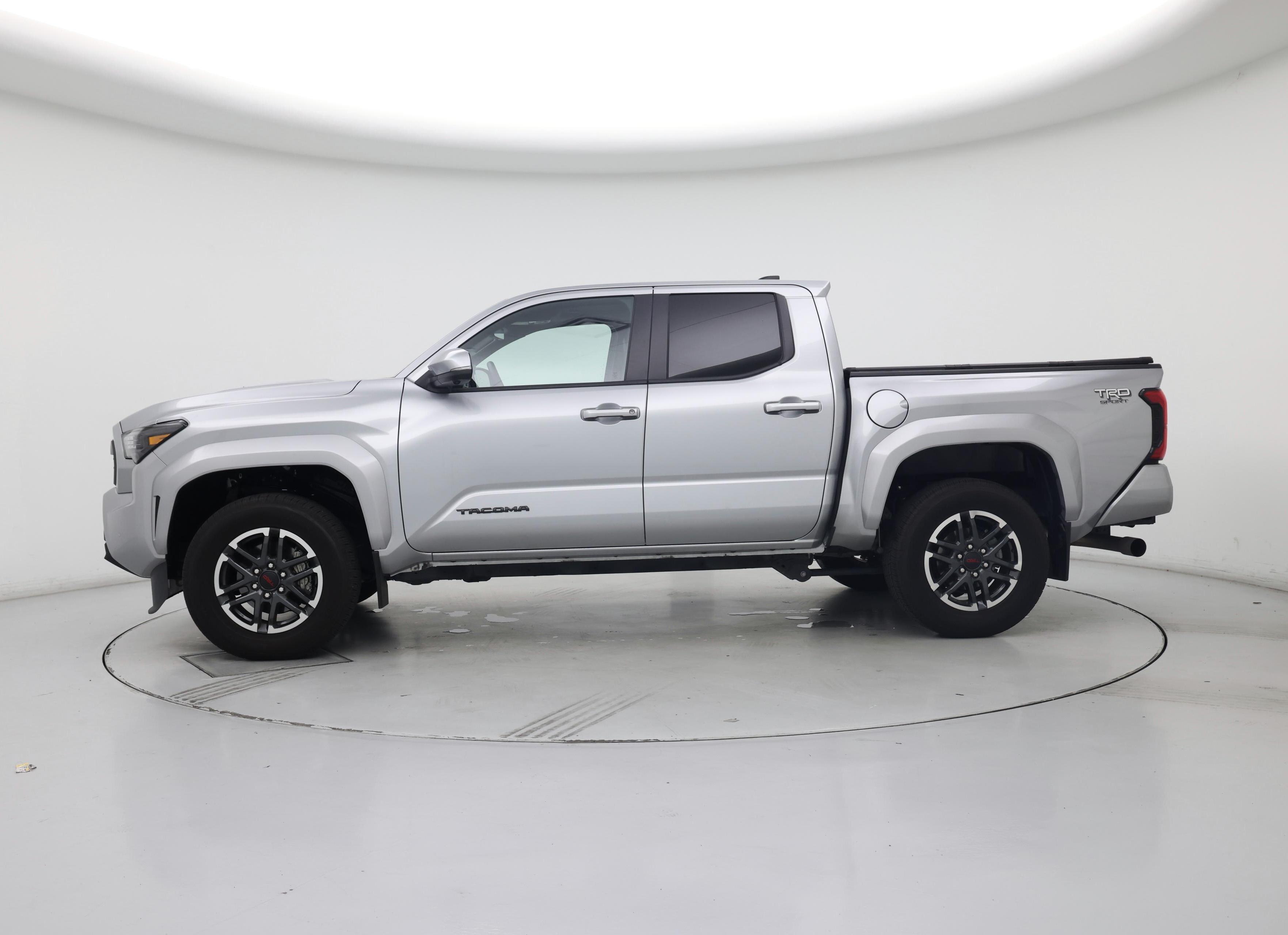 Thumbnail: 2024 Toyota Tacoma - 3