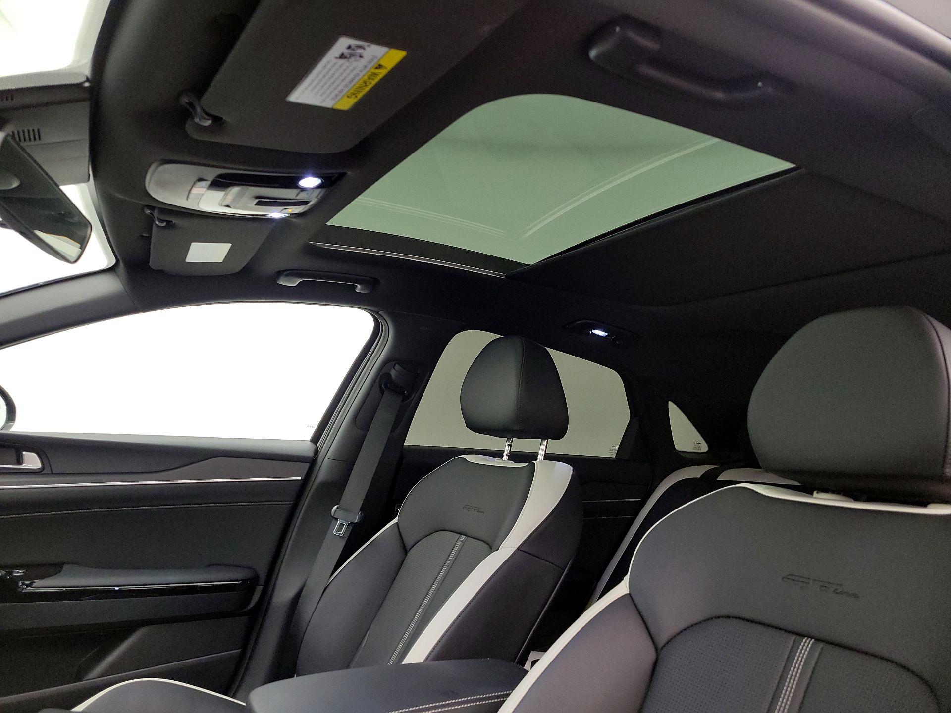 Thumbnail: 2025 Kia K5 - 20