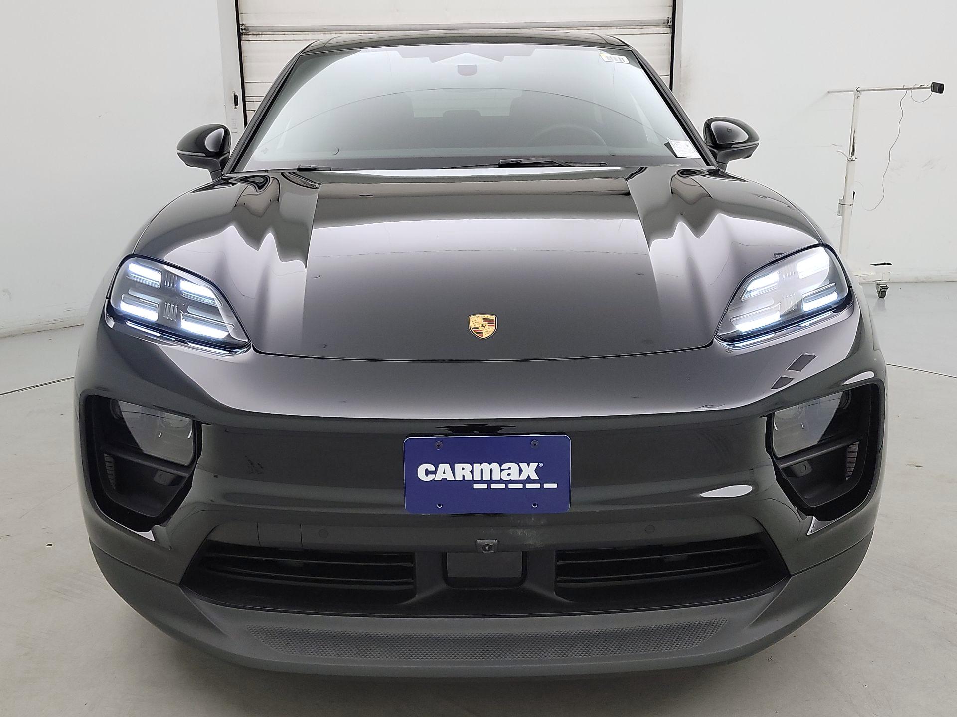 Thumbnail: 2025 Porsche Macan - 2