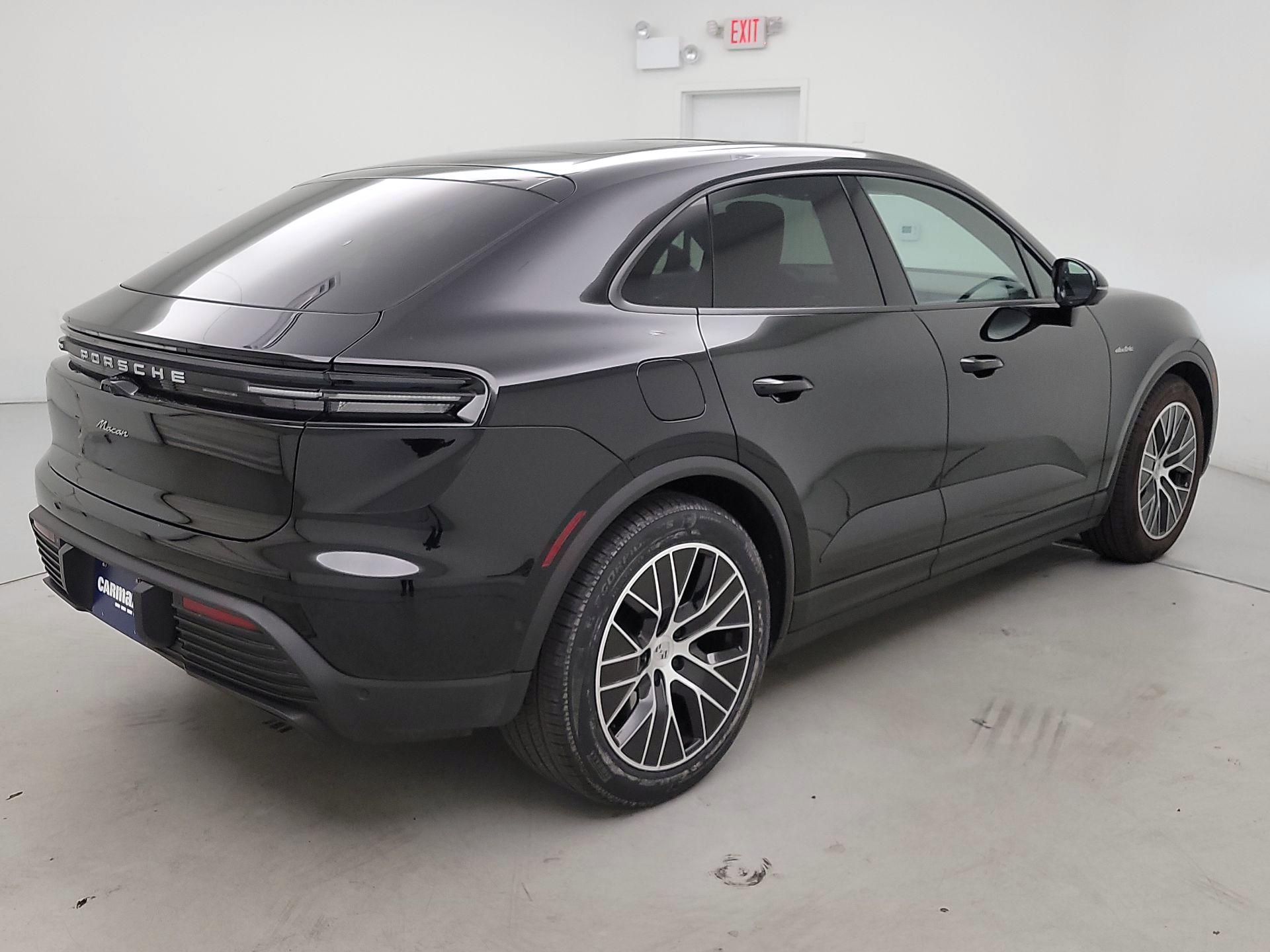 Thumbnail: 2025 Porsche Macan - 5