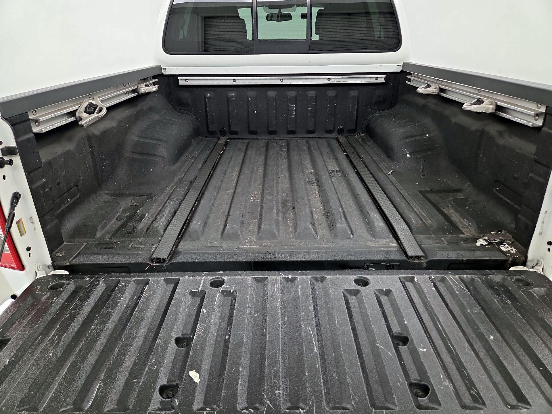 Thumbnail: 2019 Nissan Frontier - 20