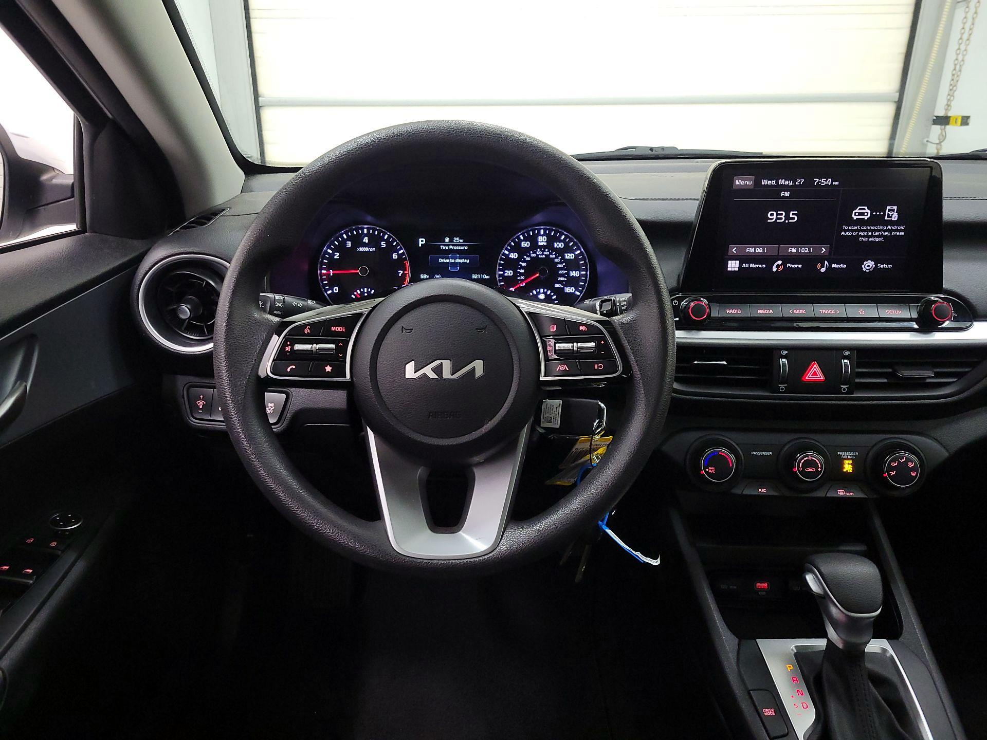 Thumbnail: 2023 Kia Forte - 10