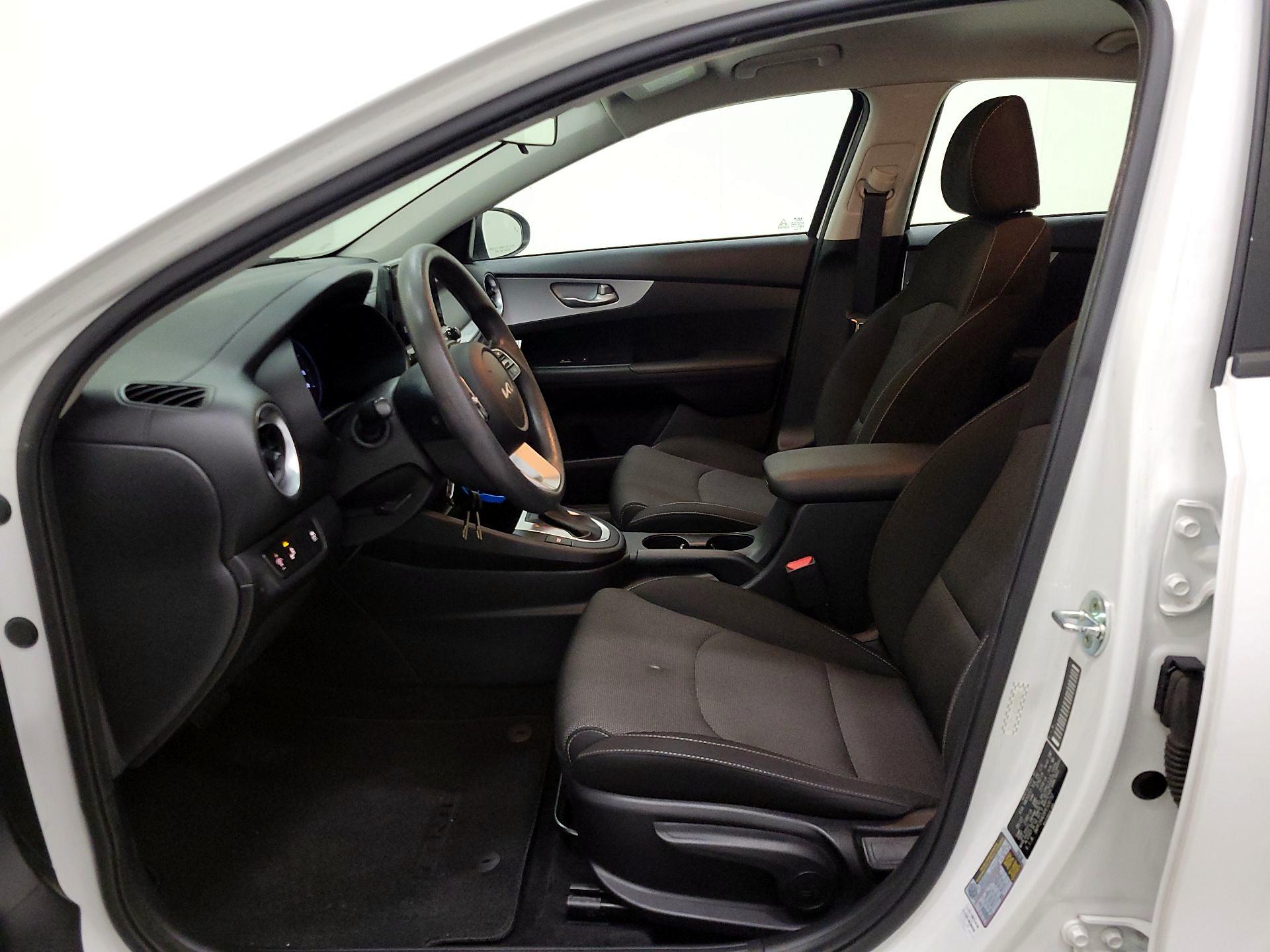 Thumbnail: 2023 Kia Forte - 11