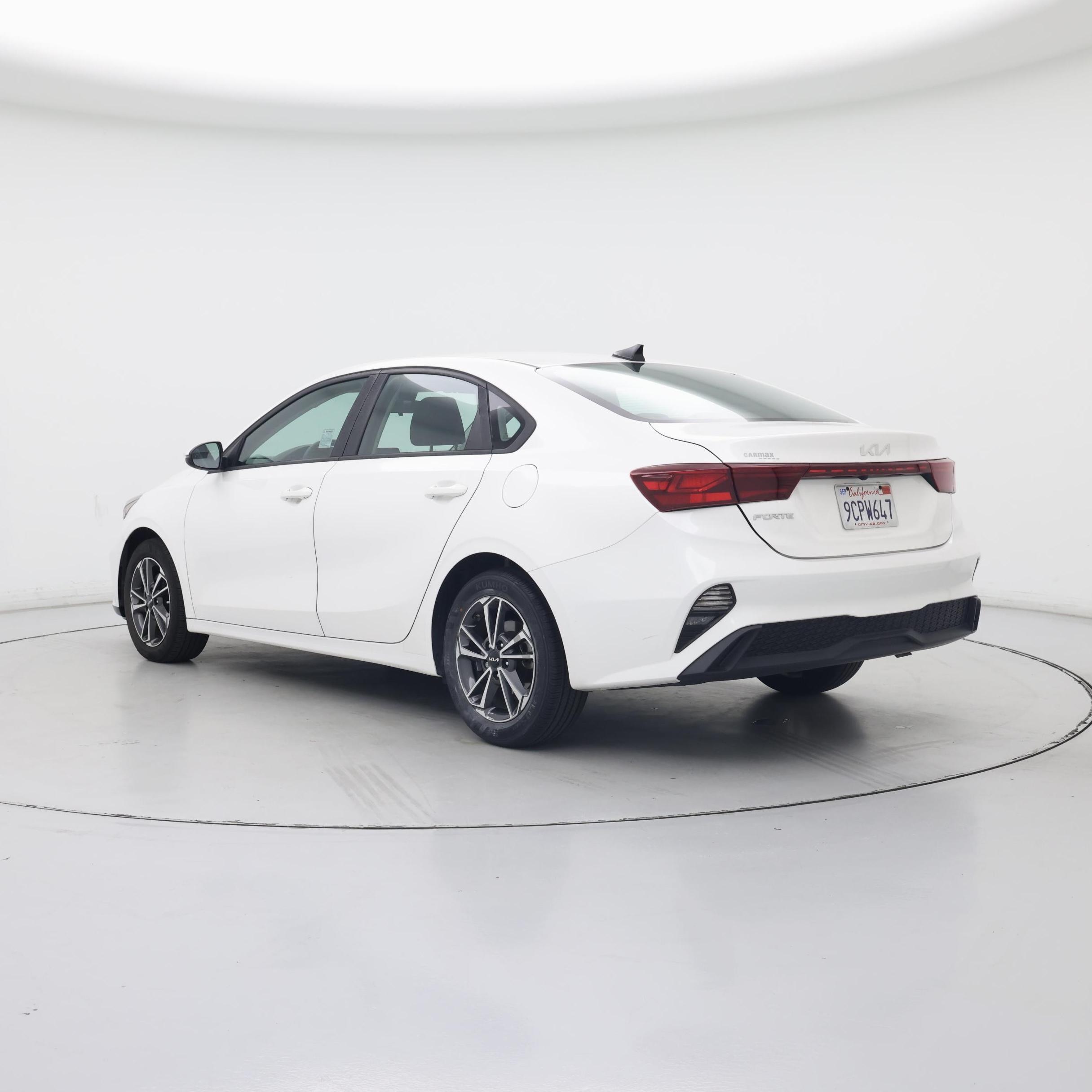 Thumbnail: 2023 Kia Forte - 2