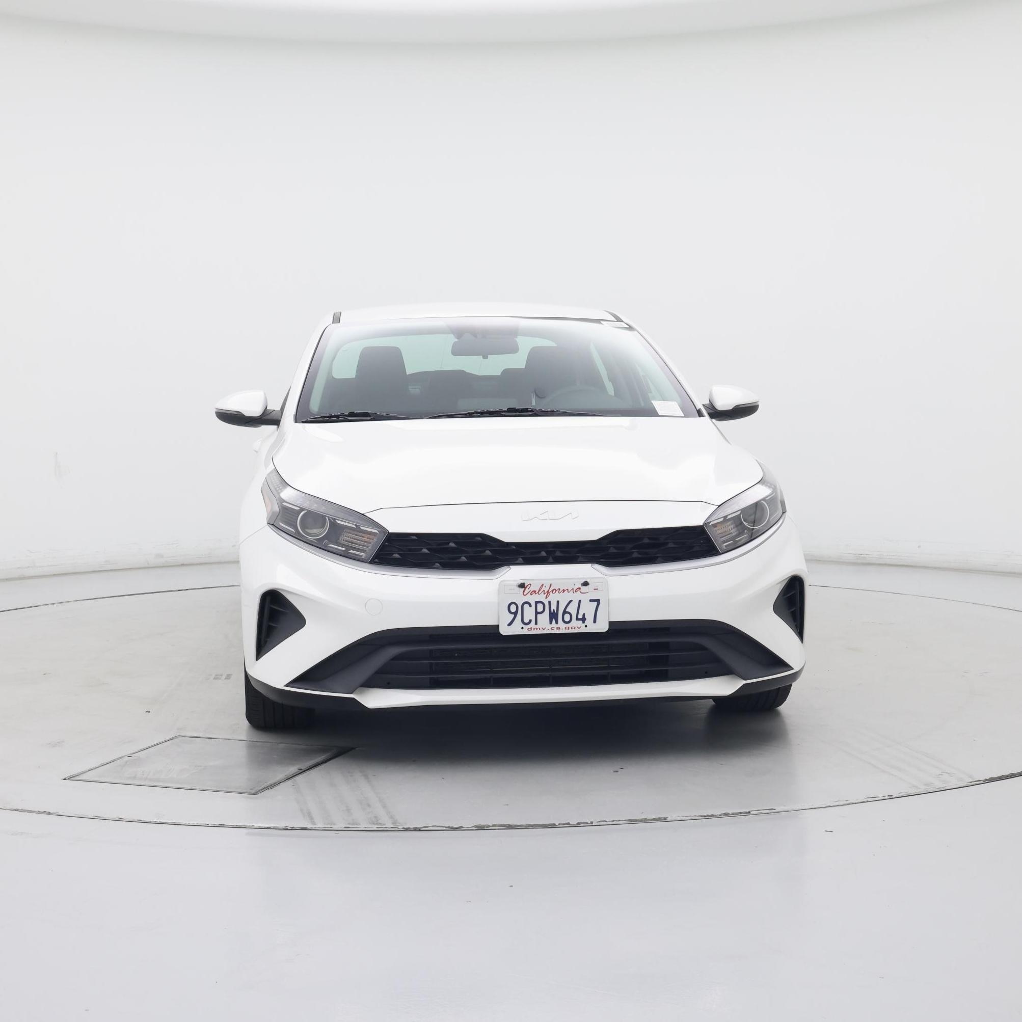 Thumbnail: 2023 Kia Forte - 5
