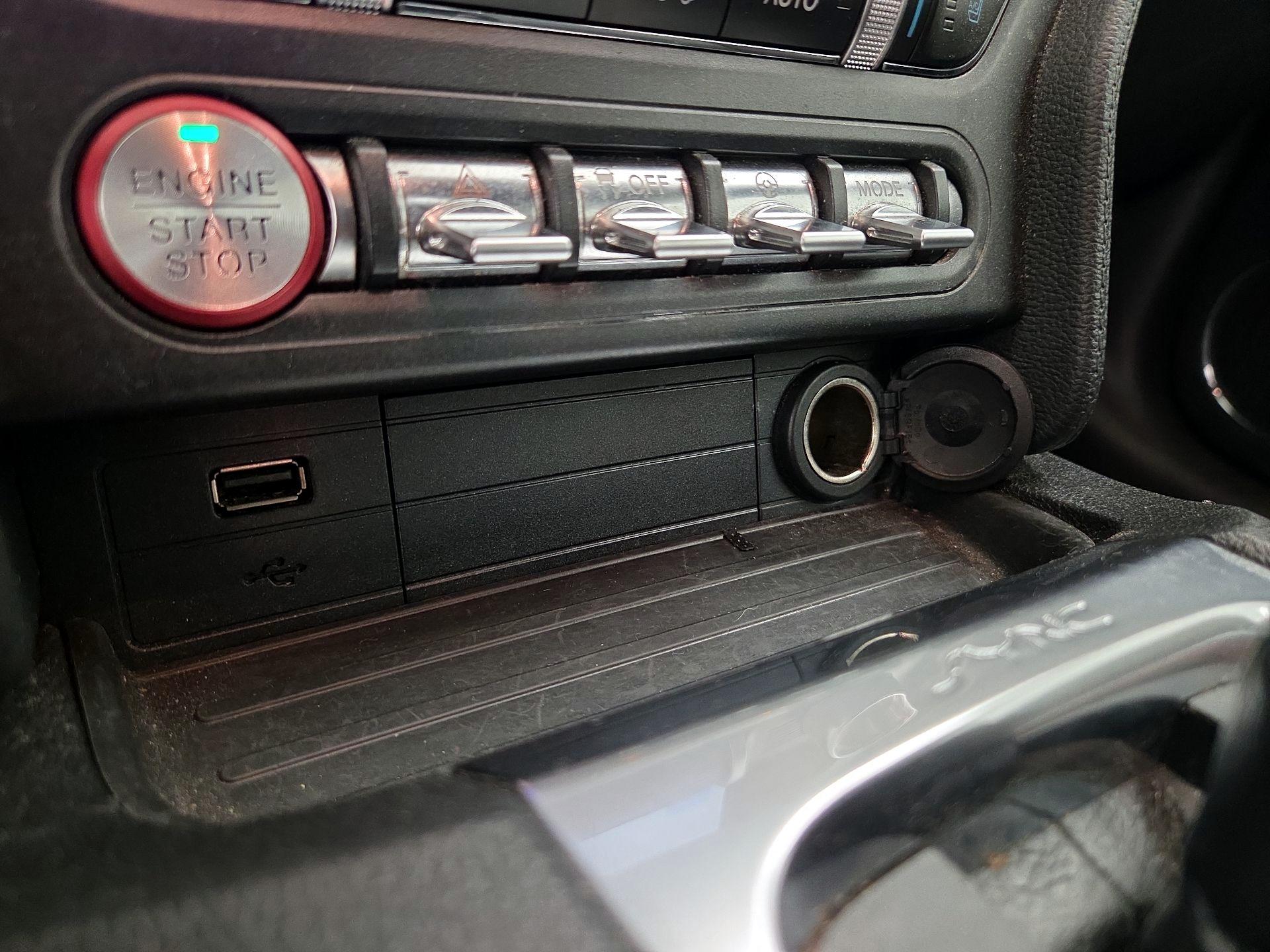 Thumbnail: 2019 Ford Mustang - 18