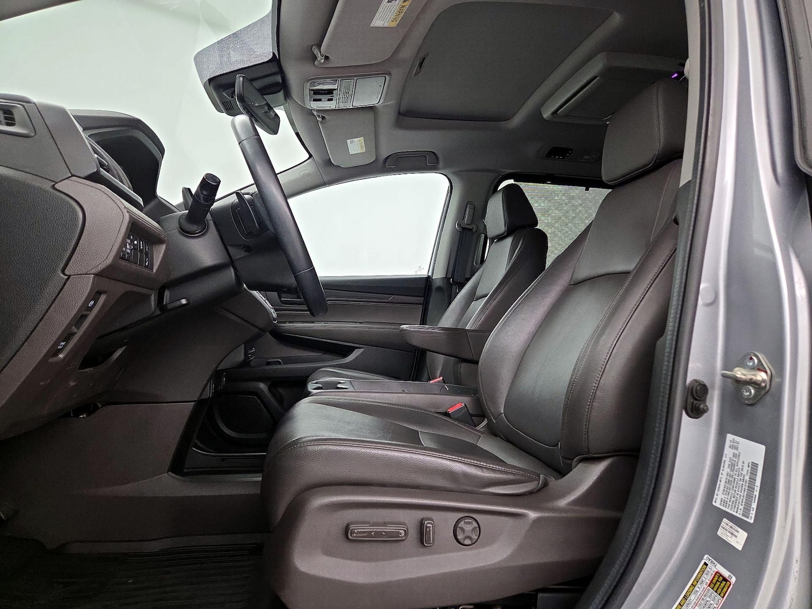 2019 Honda Odyssey EX-L - Photo 12