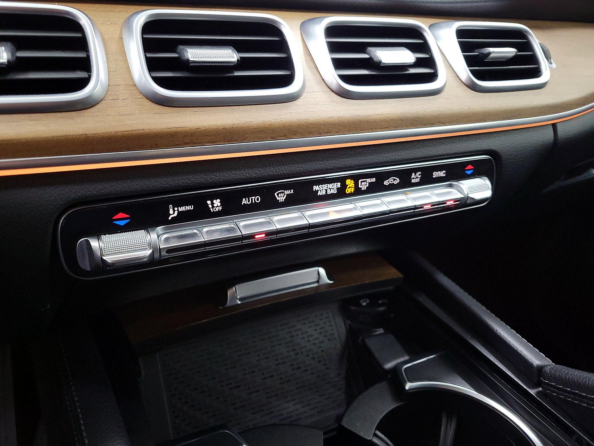 Thumbnail: 2021 Mercedes-Benz GLE - 17