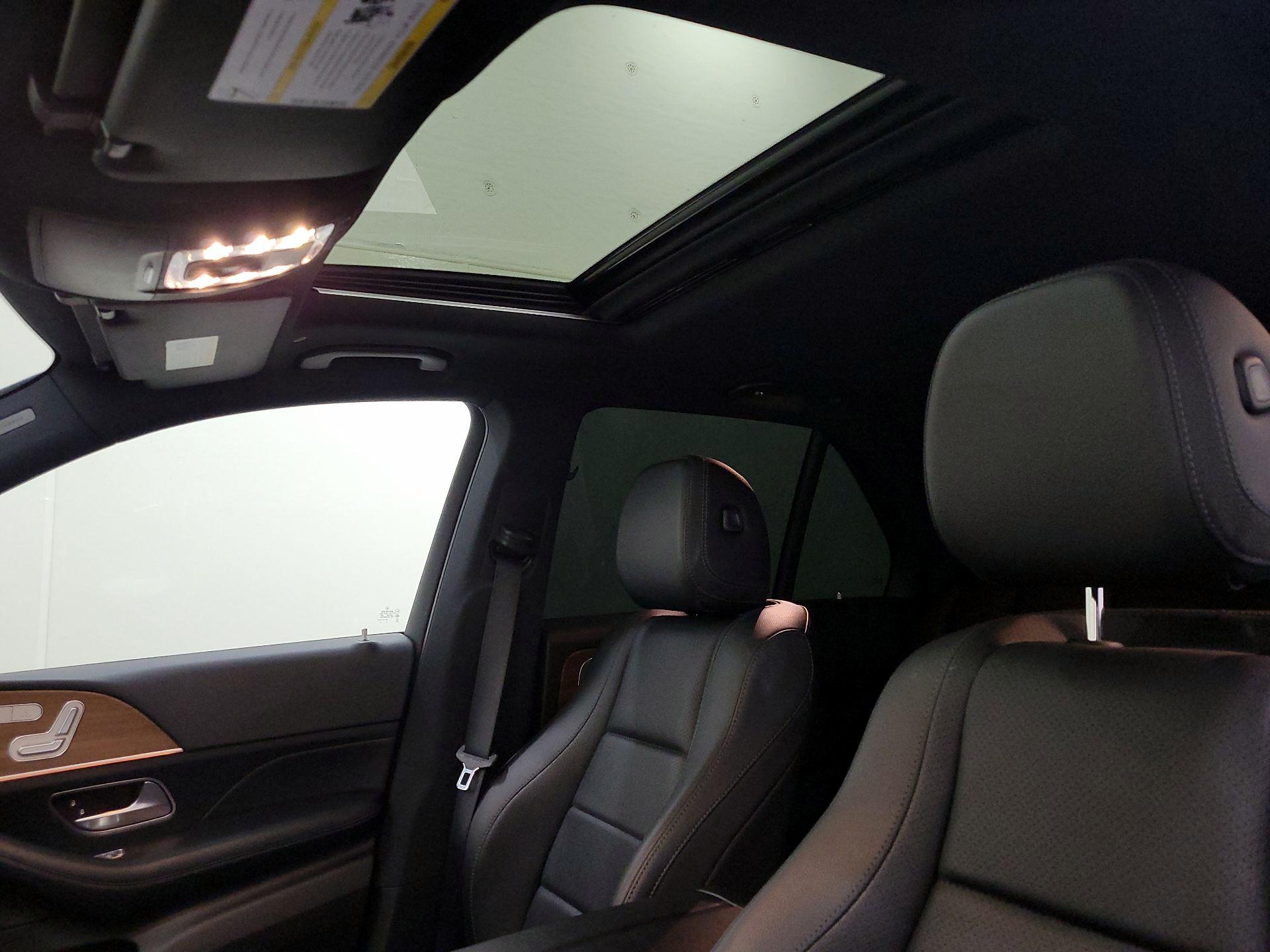 Thumbnail: 2021 Mercedes-Benz GLE - 20