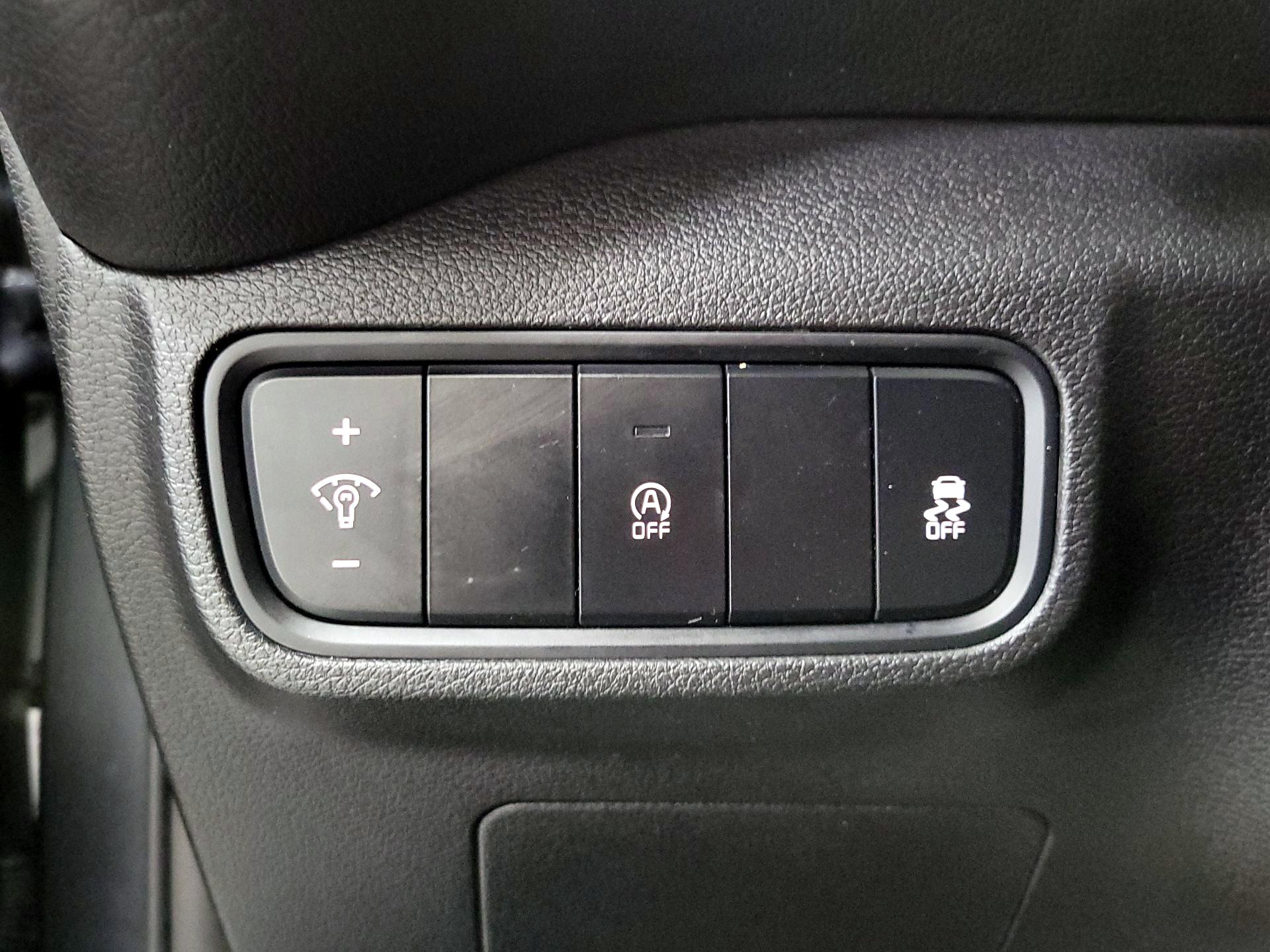 Thumbnail: 2021 Kia Soul - 13