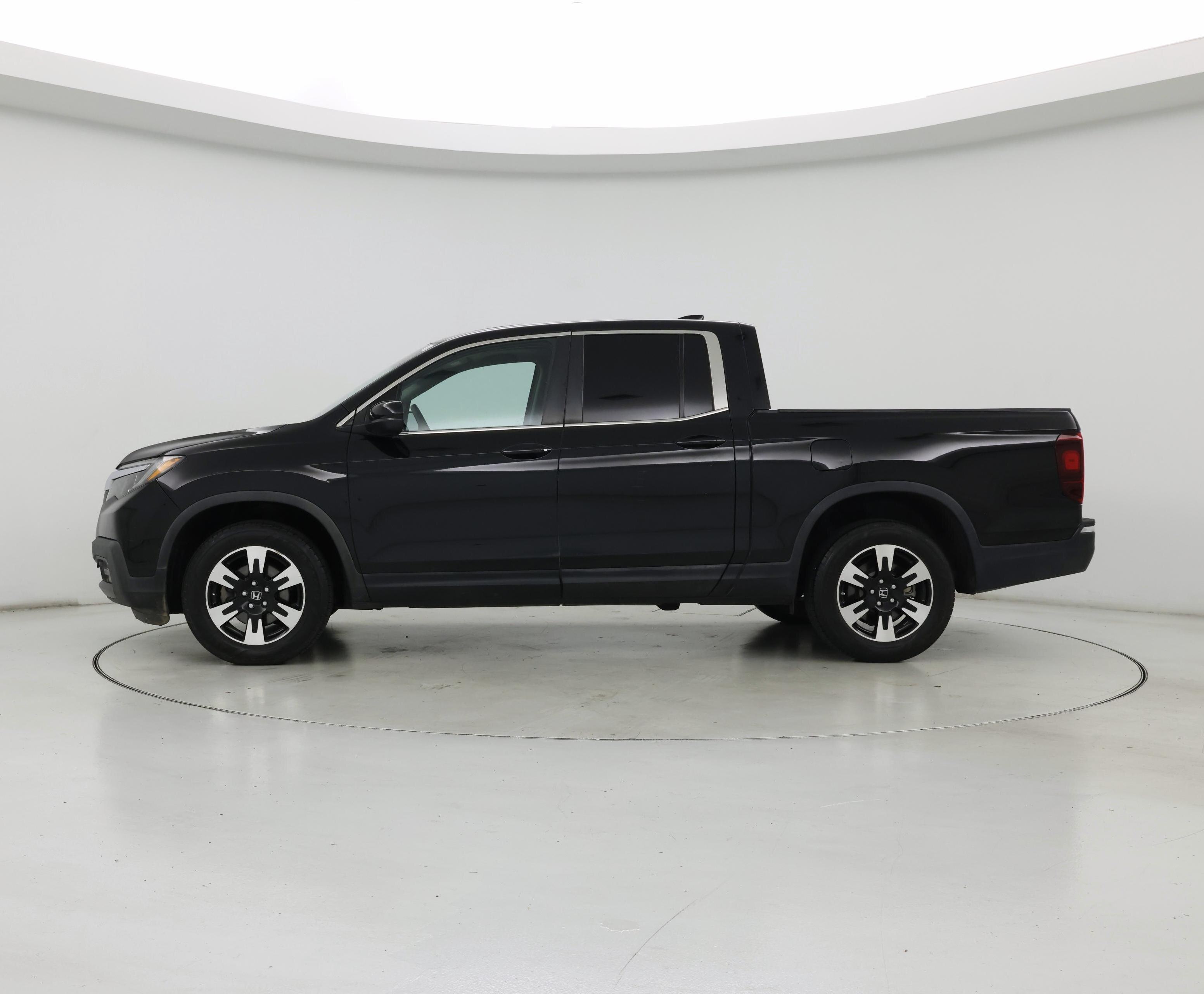 Thumbnail: 2020 Honda Ridgeline - 3