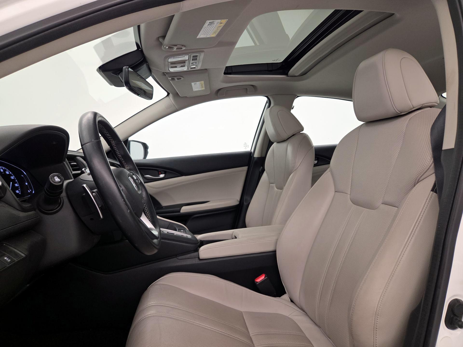 Thumbnail: 2019 Honda Insight - 20