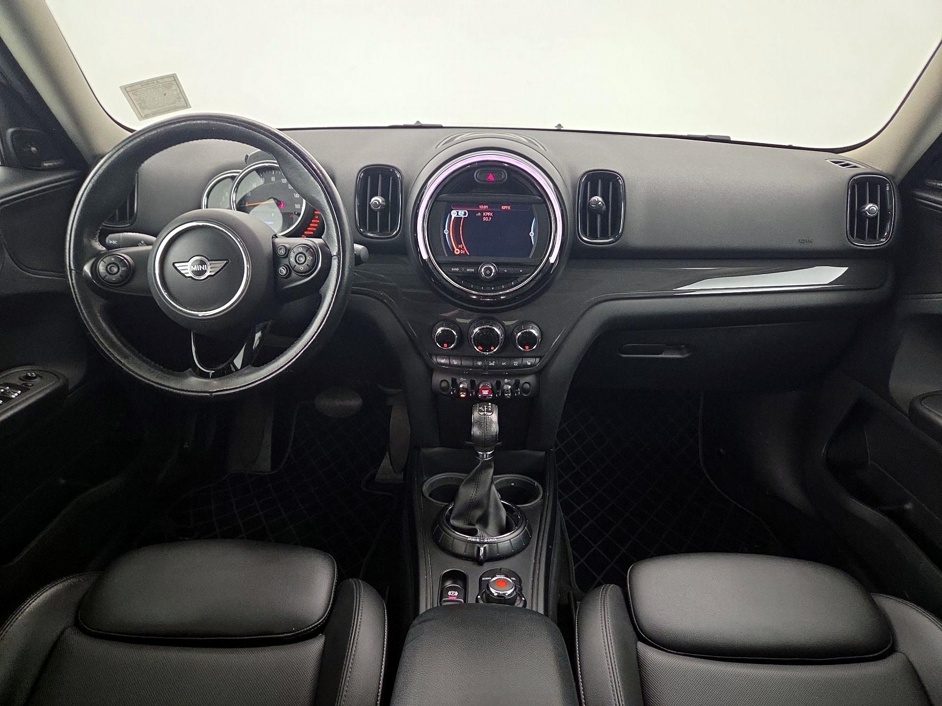 Thumbnail: 2017 MINI Cooper Countryman - 9