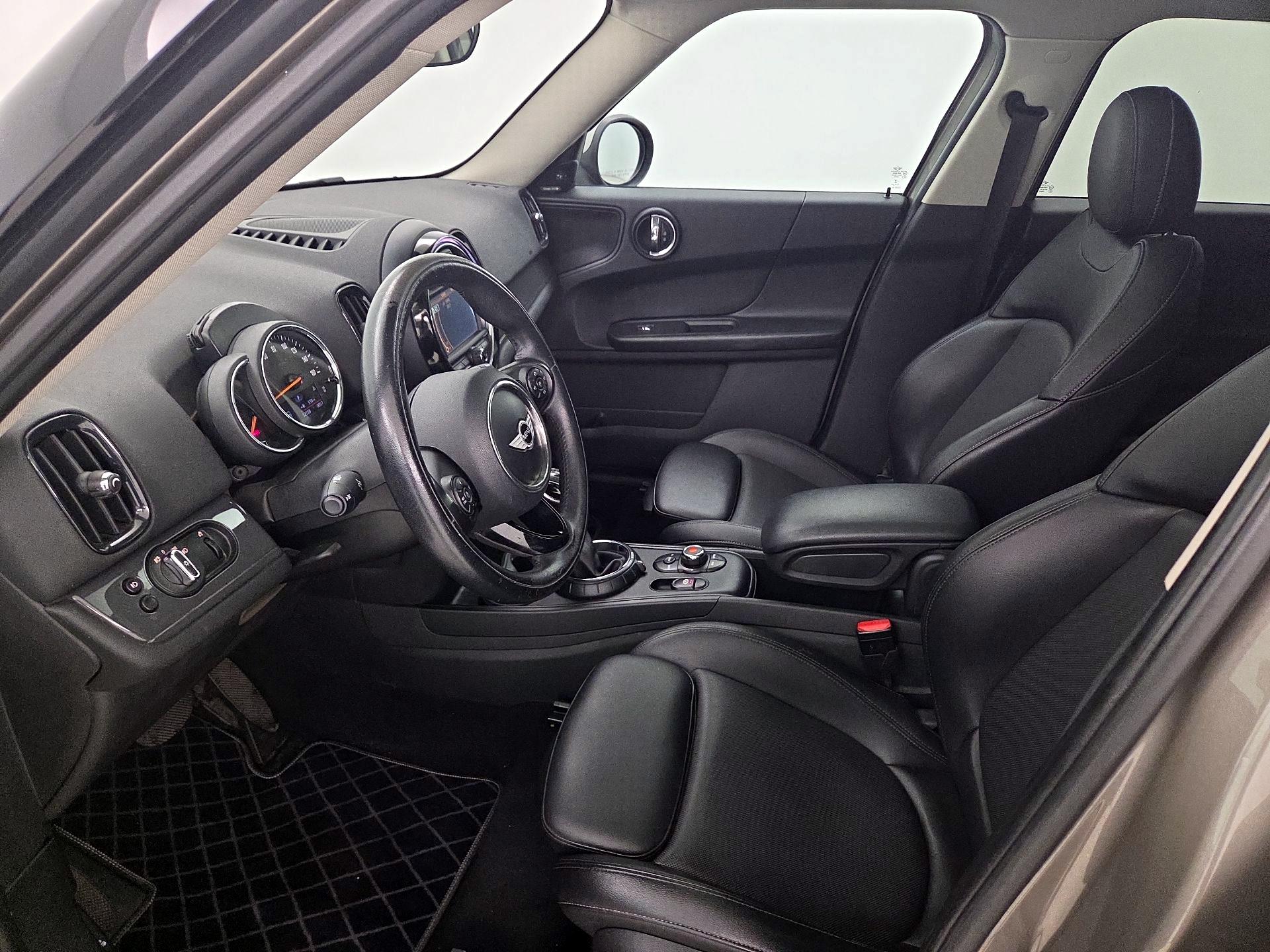 Thumbnail: 2017 MINI Cooper Countryman - 11