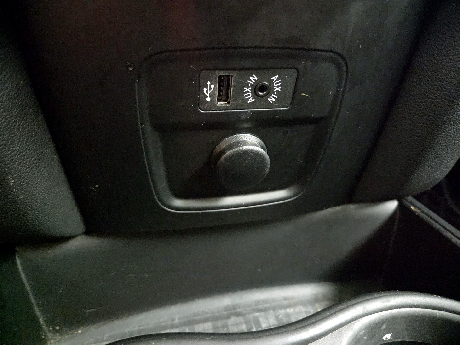 Thumbnail: 2017 MINI Cooper Countryman - 18