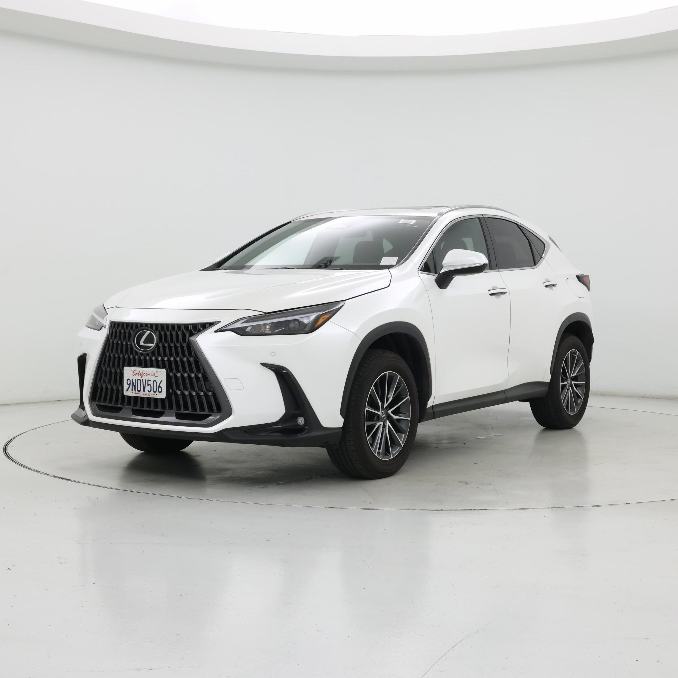 Thumbnail: 2025 Lexus NX - 4