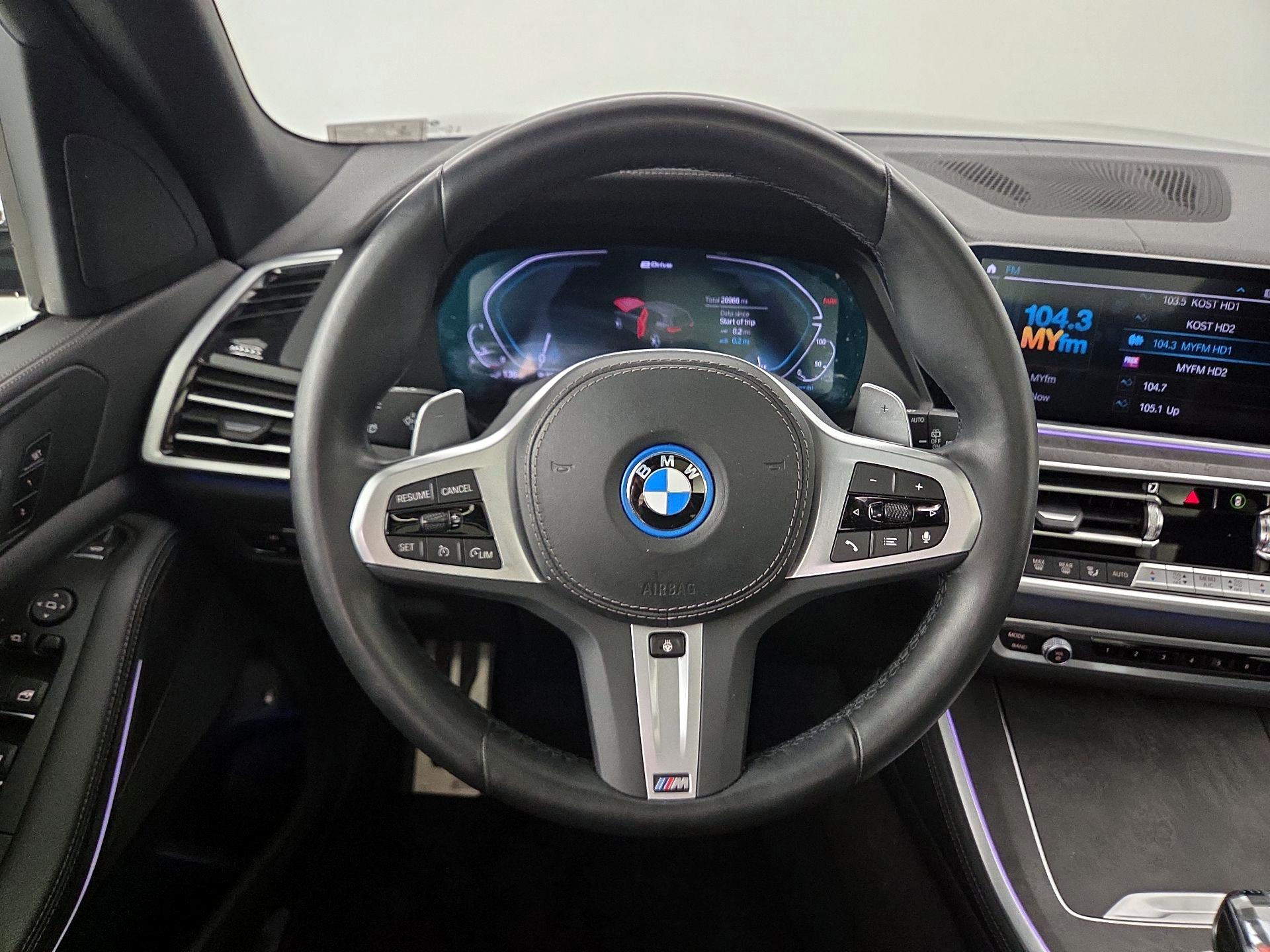 Thumbnail: 2022 BMW X5 - 10