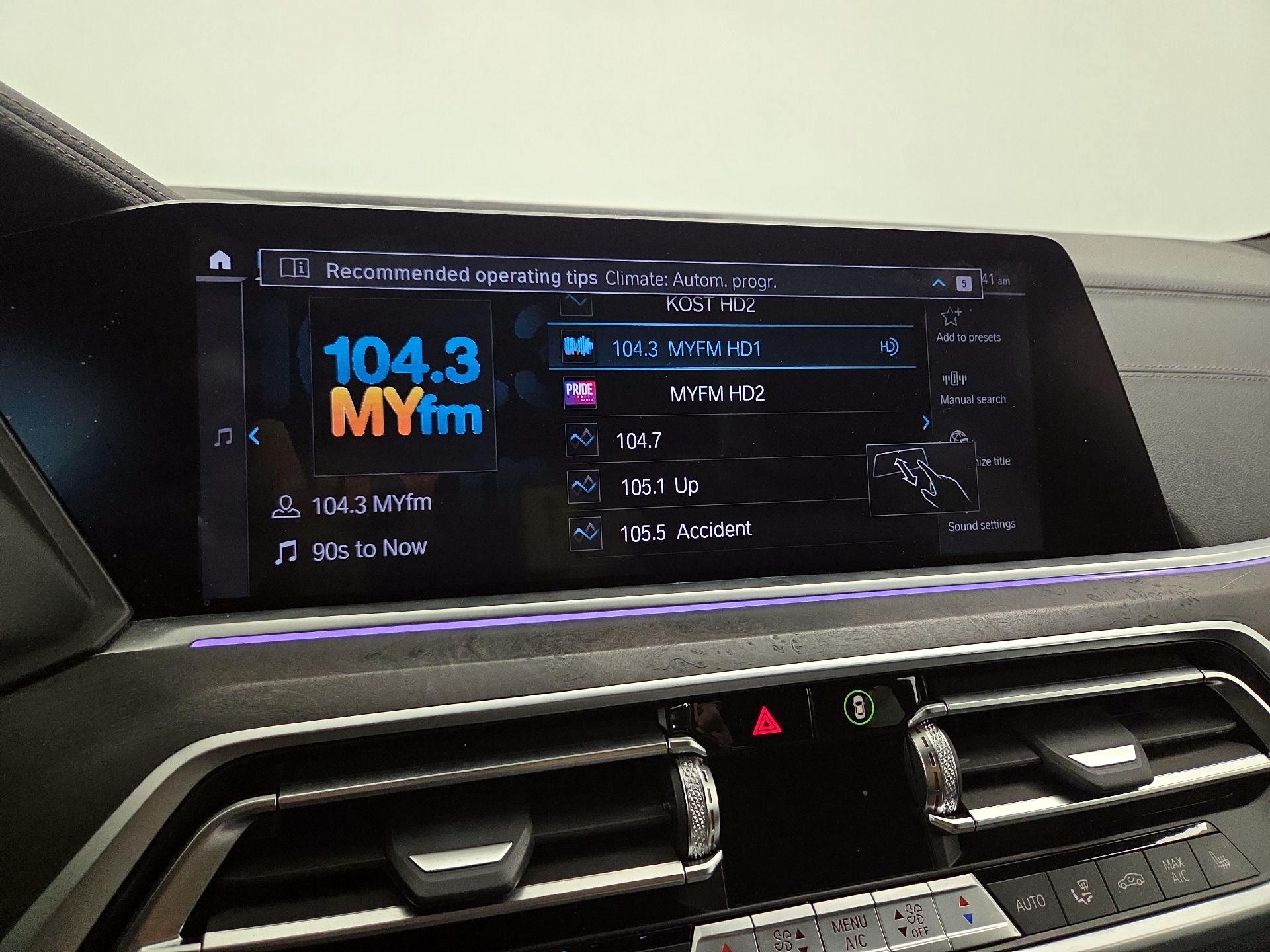 Thumbnail: 2022 BMW X5 - 16