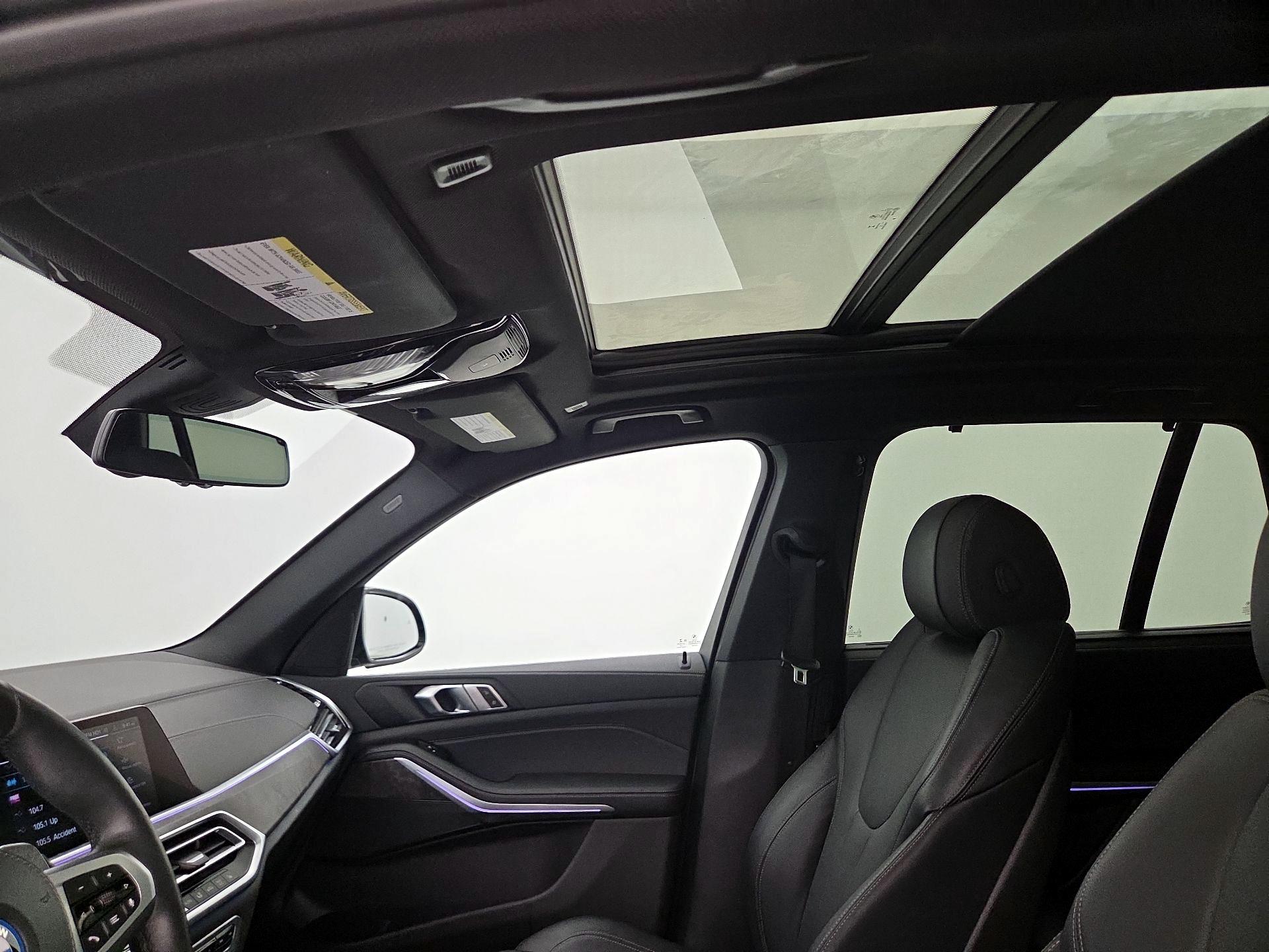 Thumbnail: 2022 BMW X5 - 20