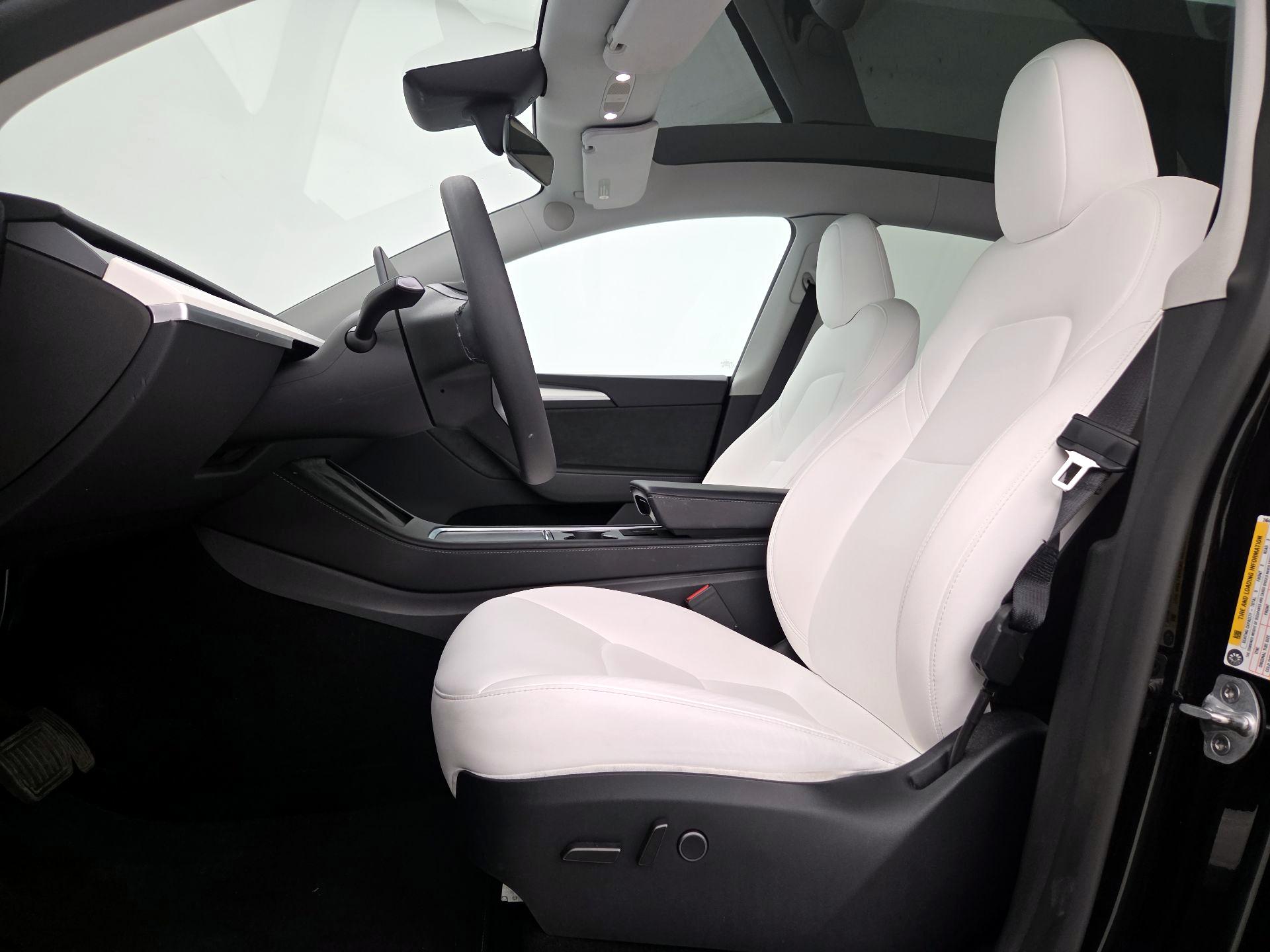 Thumbnail: 2024 Tesla Model Y - 11