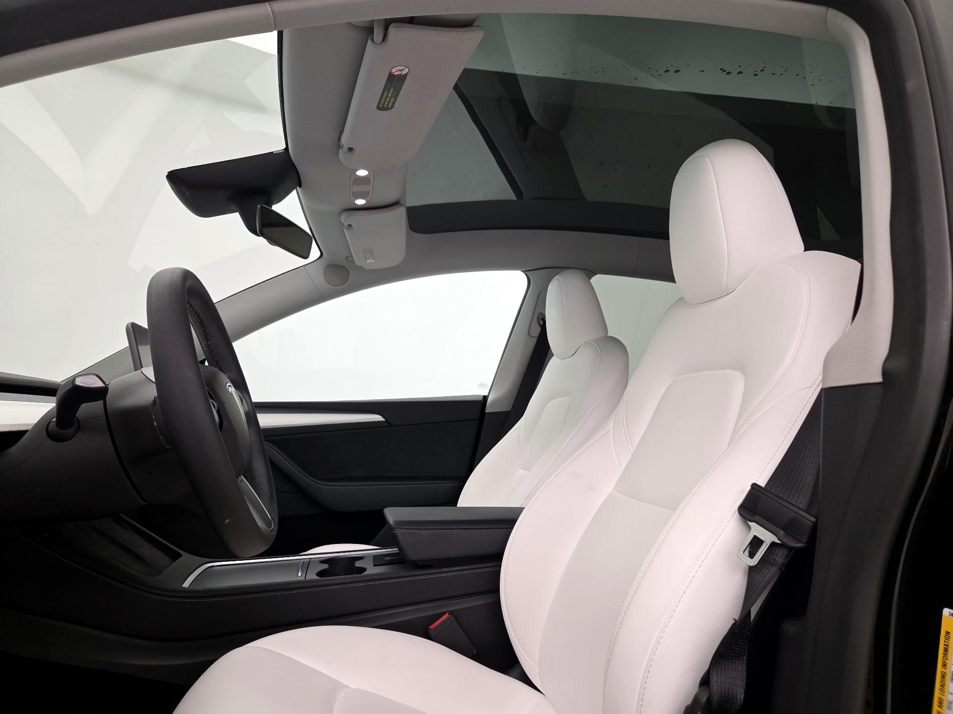 Thumbnail: 2024 Tesla Model Y - 19