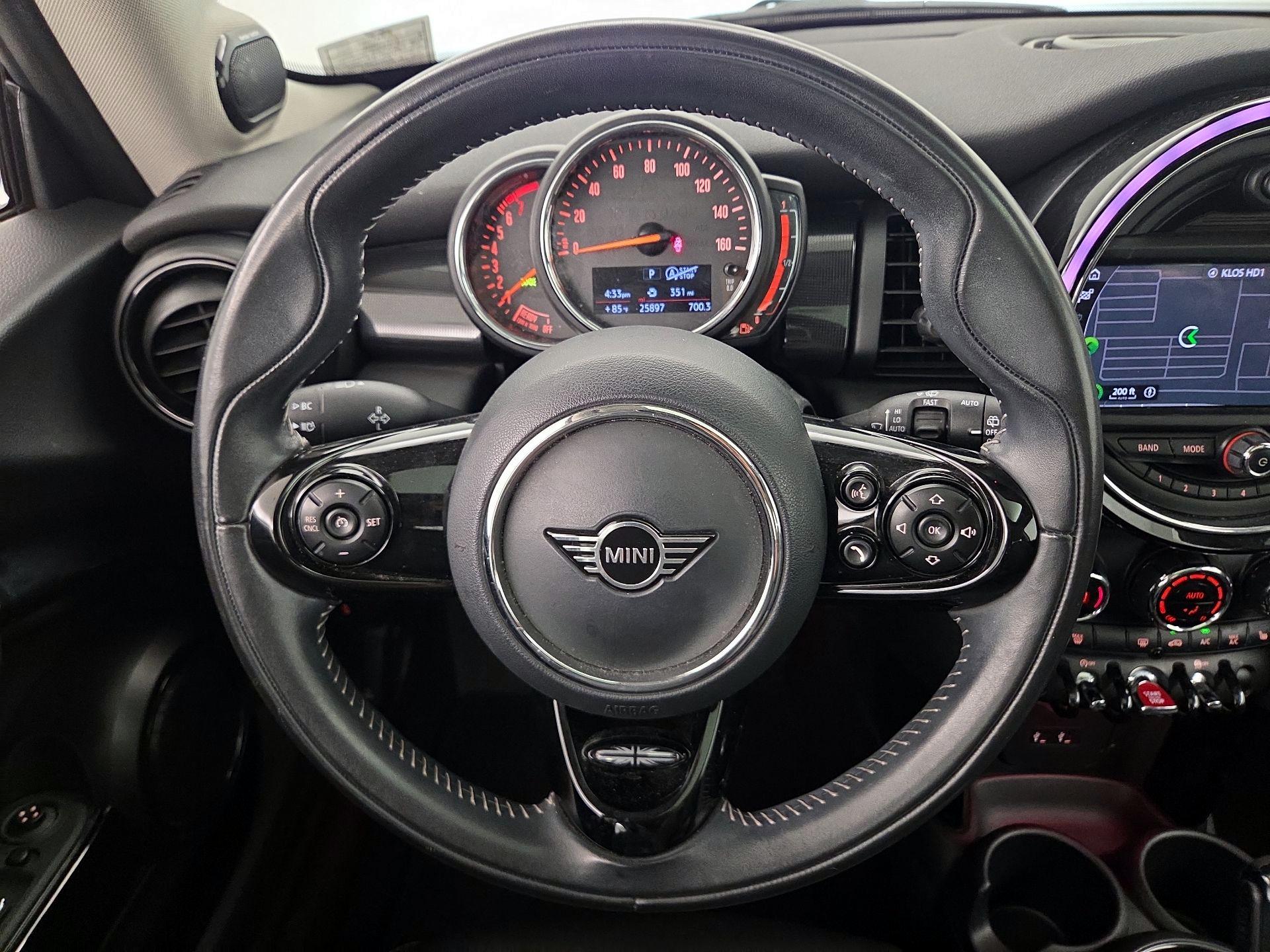 Thumbnail: 2020 MINI Cooper Hardtop - 10