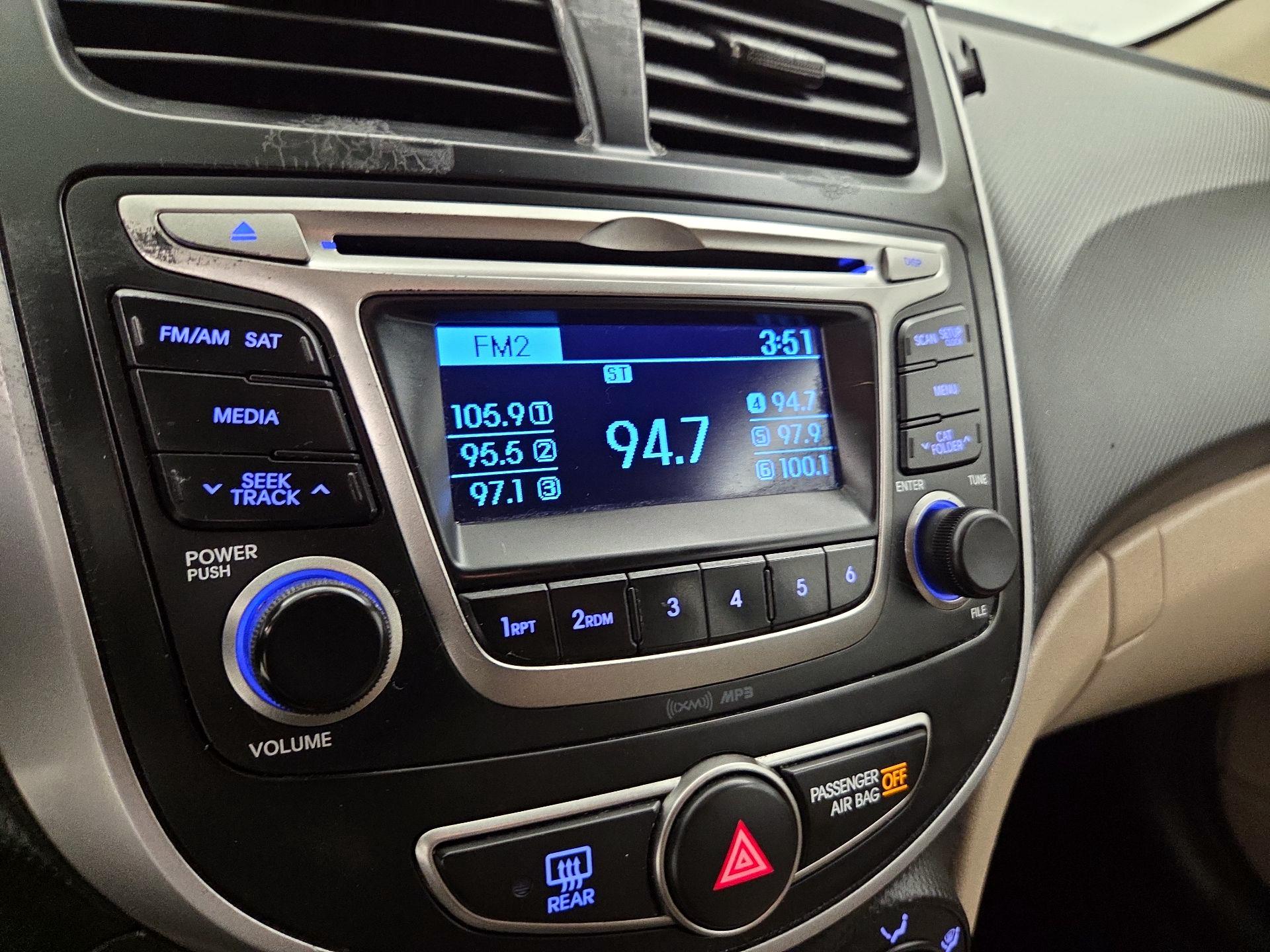 Thumbnail: 2015 Hyundai Accent - 14