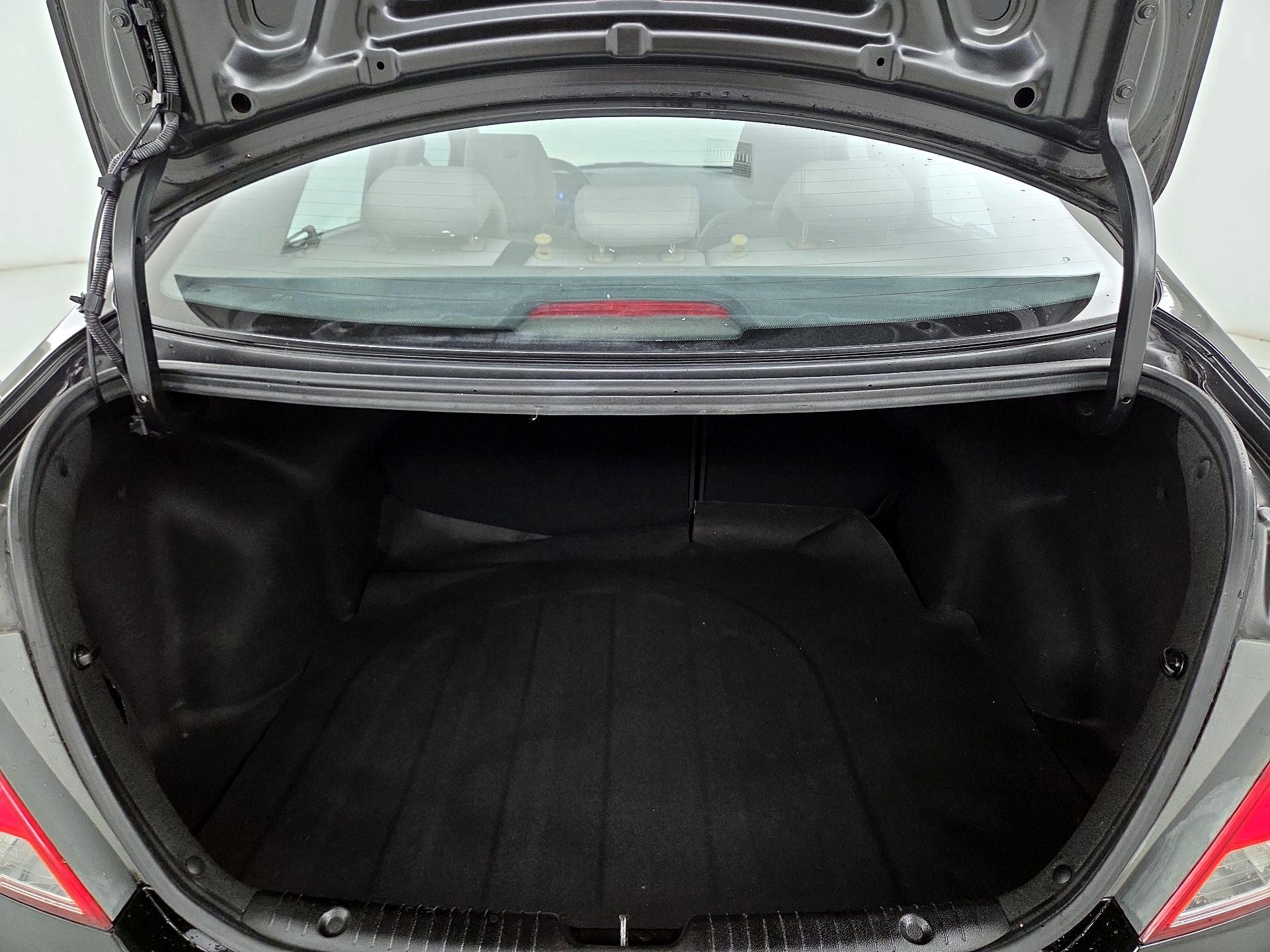 Thumbnail: 2015 Hyundai Accent - 19