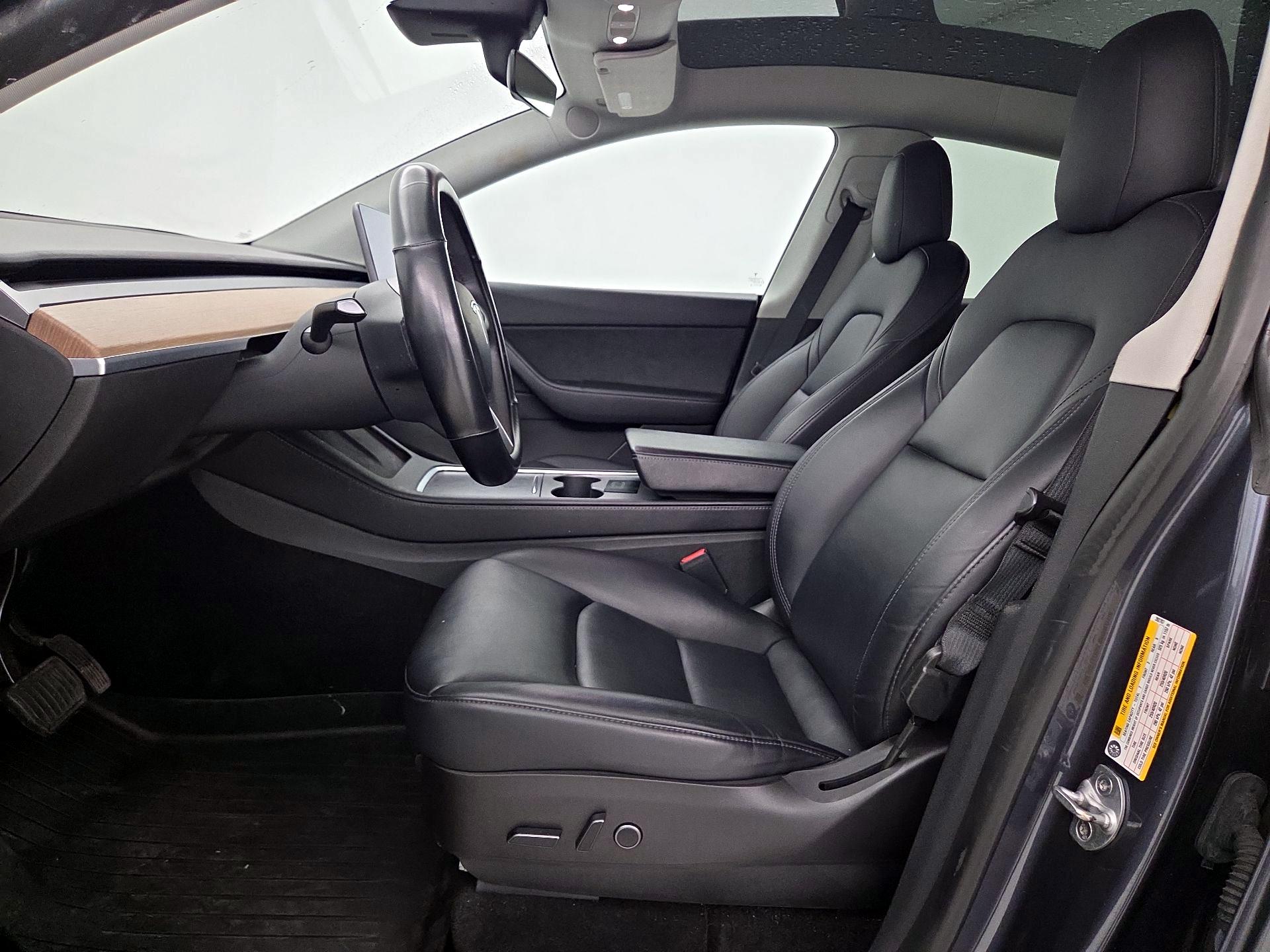 Thumbnail: 2022 Tesla Model Y - 11