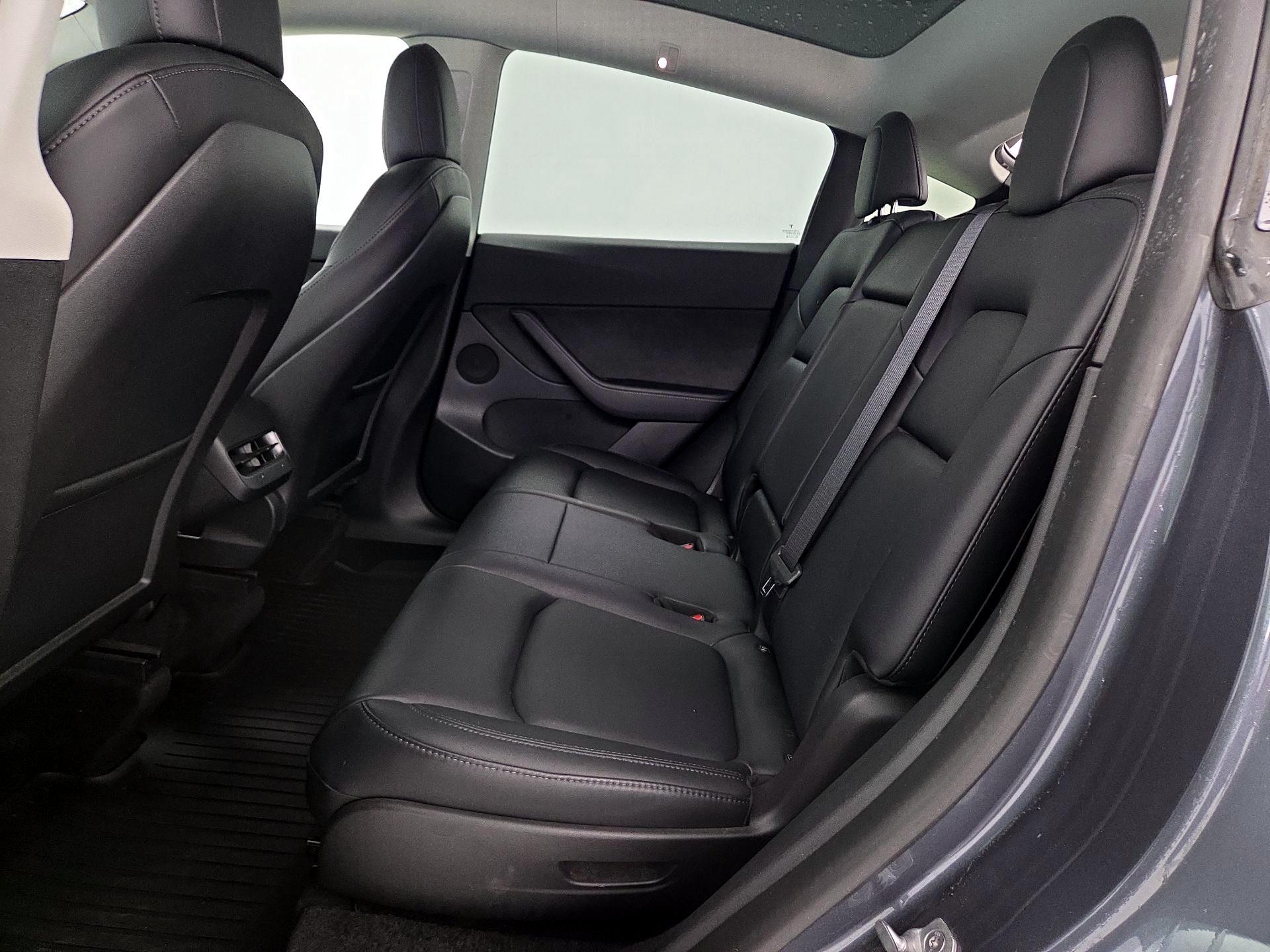 Thumbnail: 2022 Tesla Model Y - 20