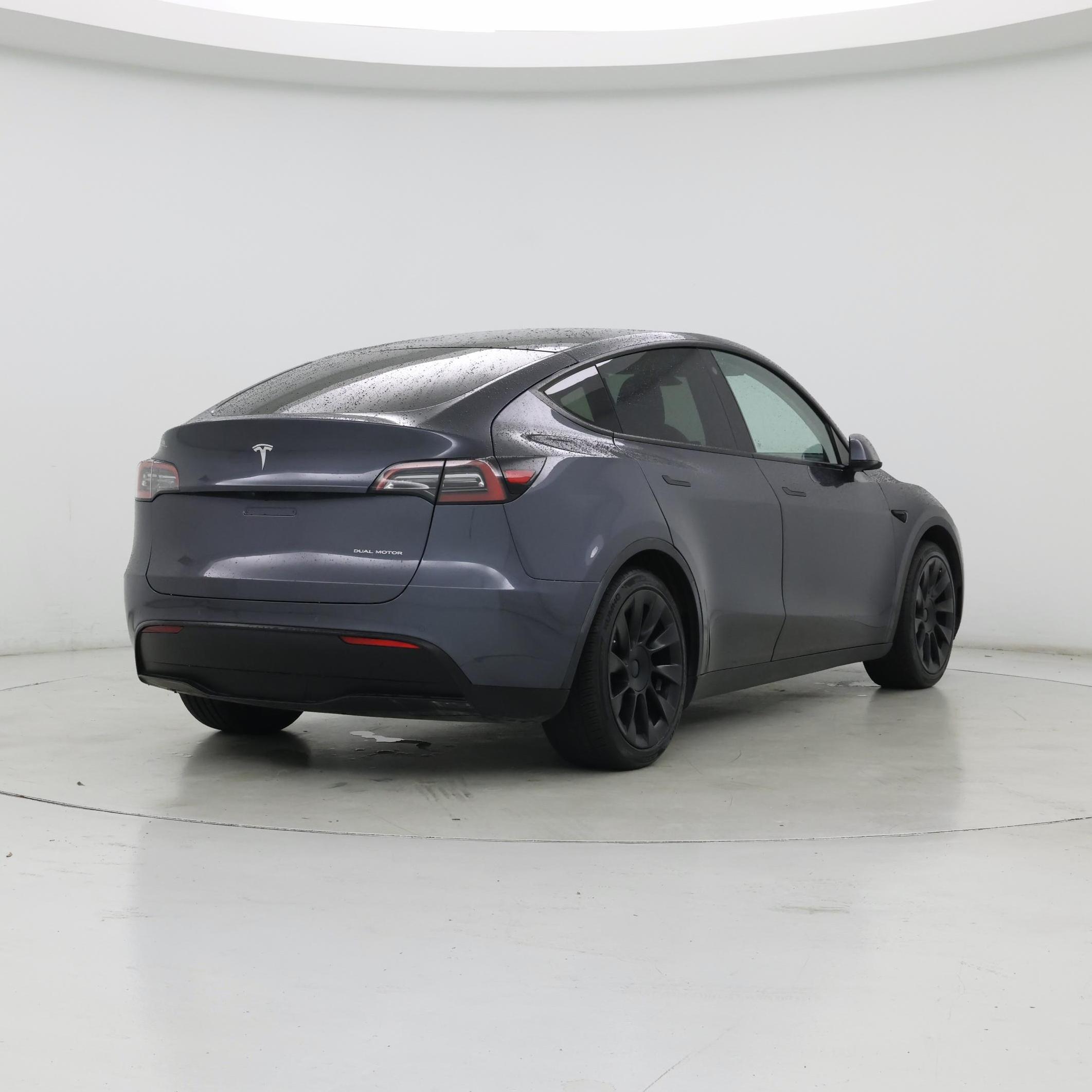 Thumbnail: 2022 Tesla Model Y - 8