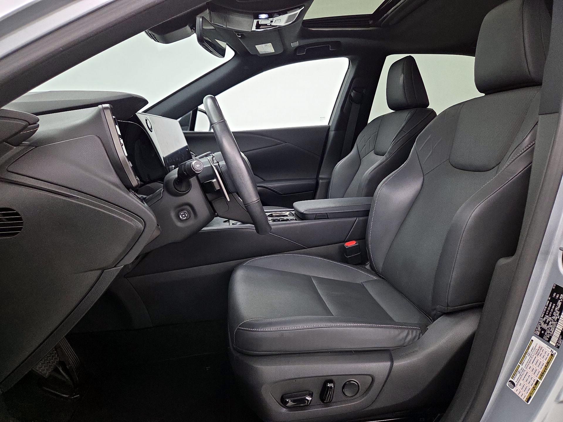 Thumbnail: 2023 Lexus RX - 11