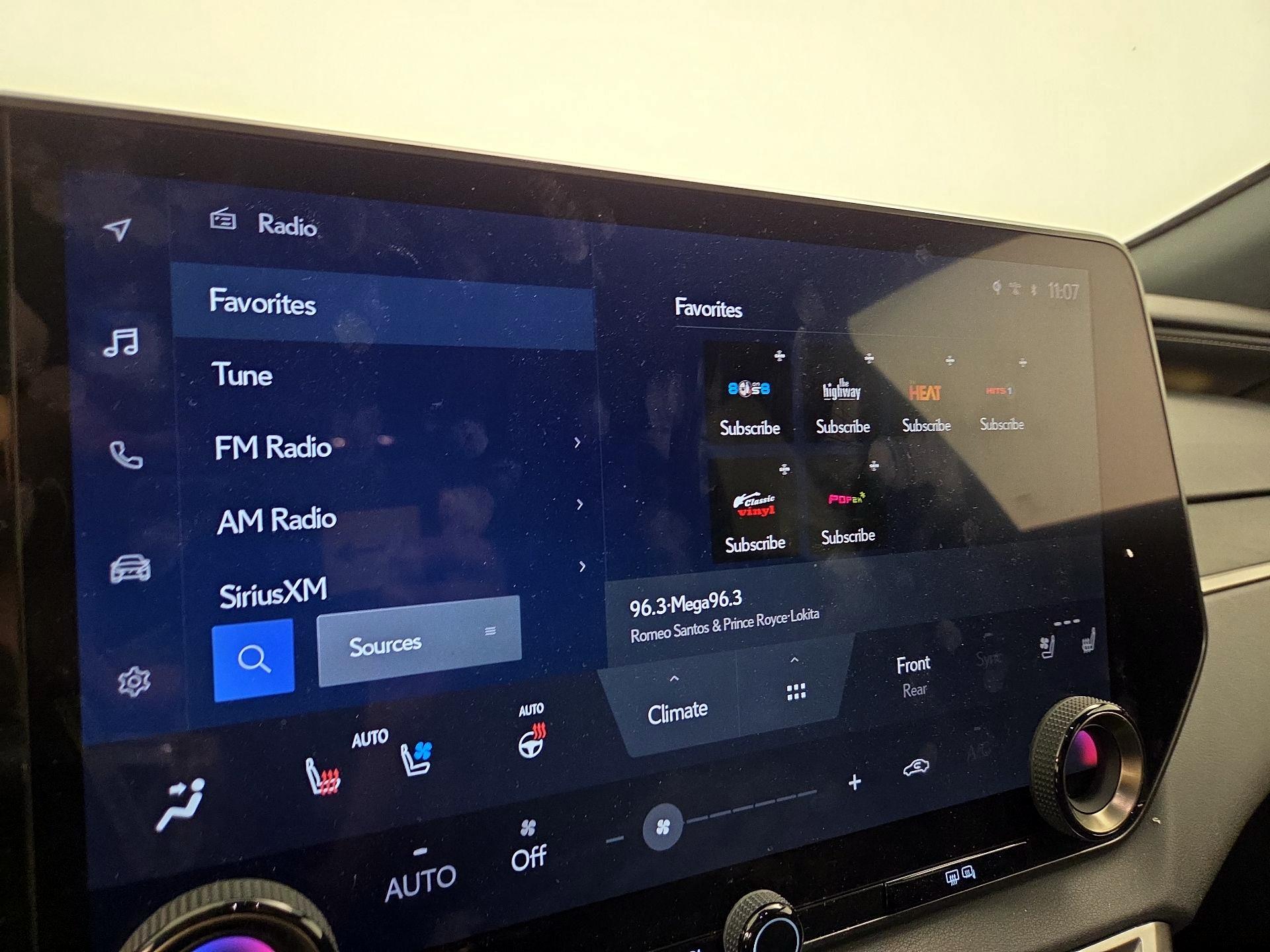 Thumbnail: 2023 Lexus RX - 15