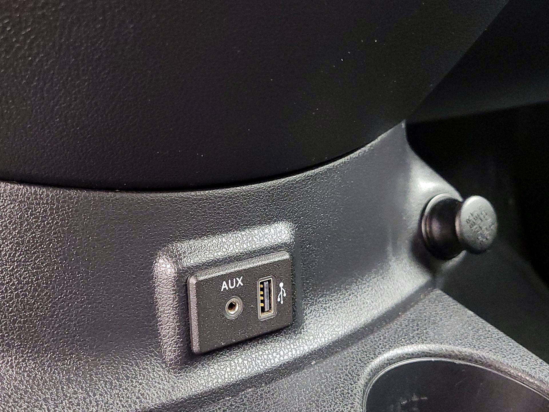 Thumbnail: 2019 Nissan Versa - 18