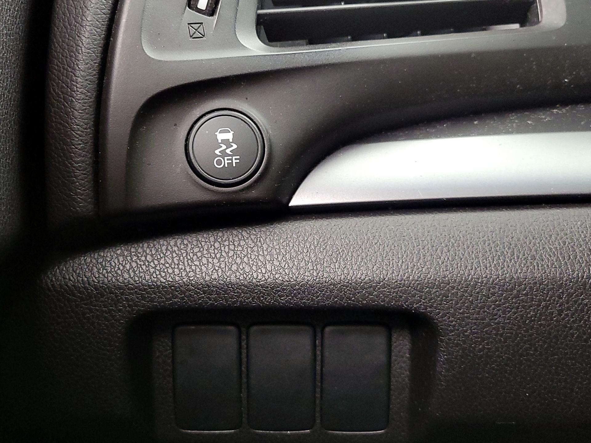 Thumbnail: 2015 Acura ILX - 13