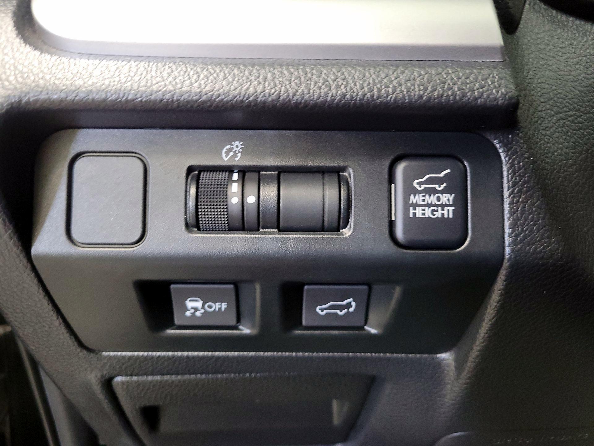 Thumbnail: 2016 Subaru Forester - 13