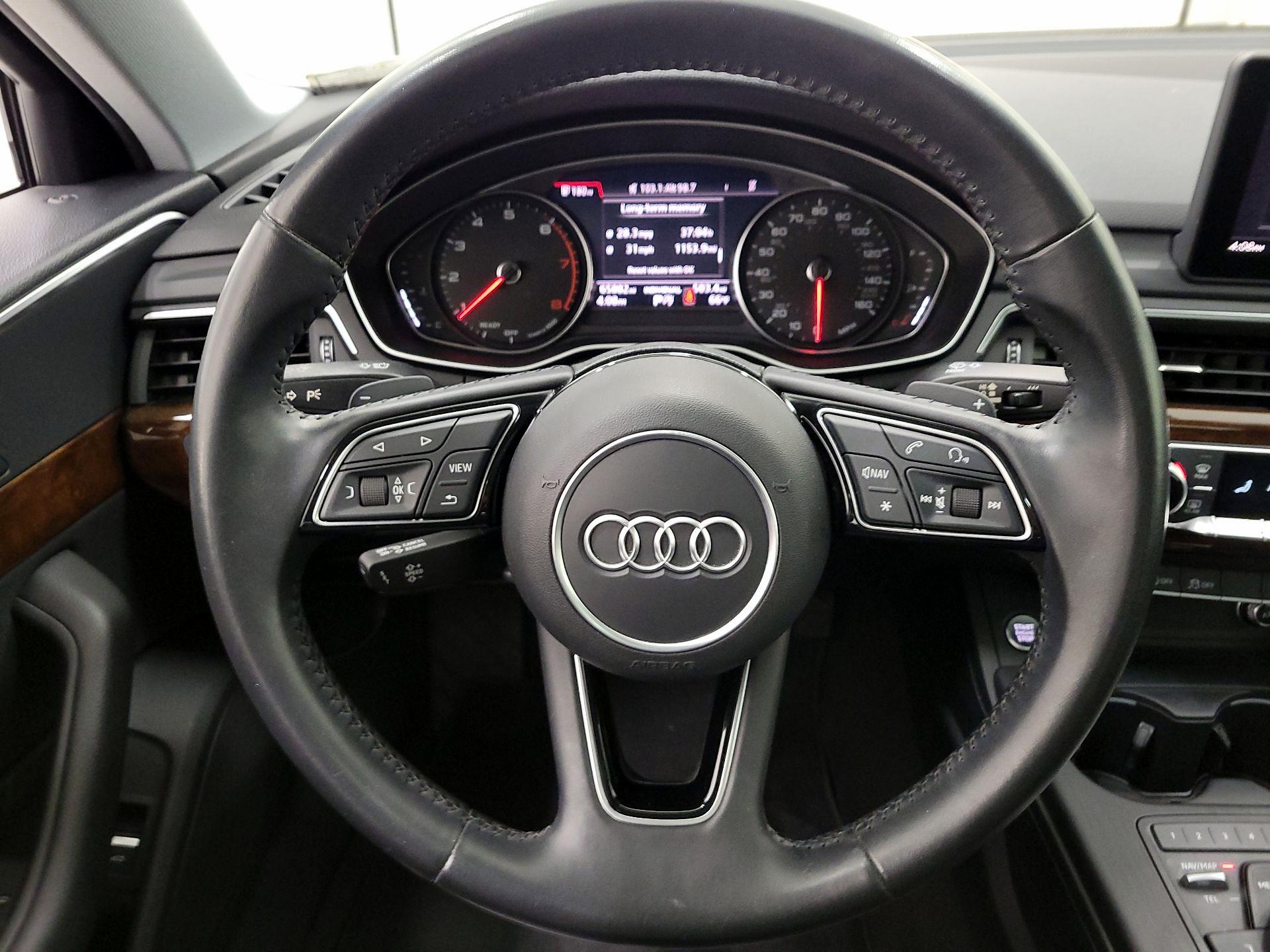 Thumbnail: 2019 Audi A4 - 10