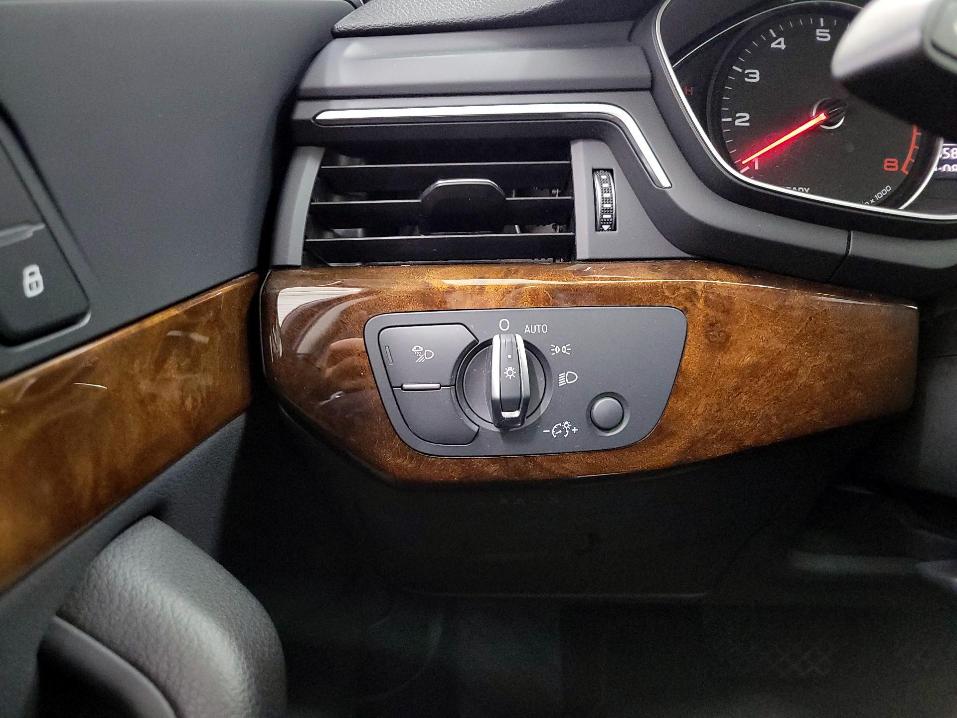 Thumbnail: 2019 Audi A4 - 13