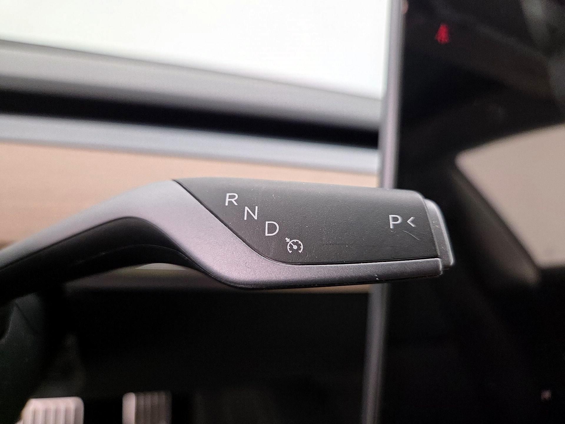 Thumbnail: 2023 Tesla Model 3 - 17