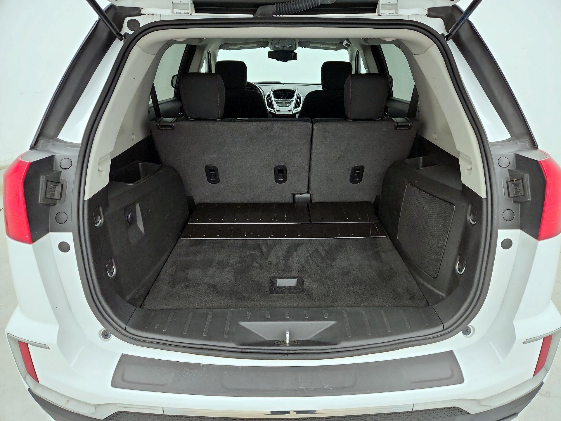 Thumbnail: 2017 GMC Terrain - 19