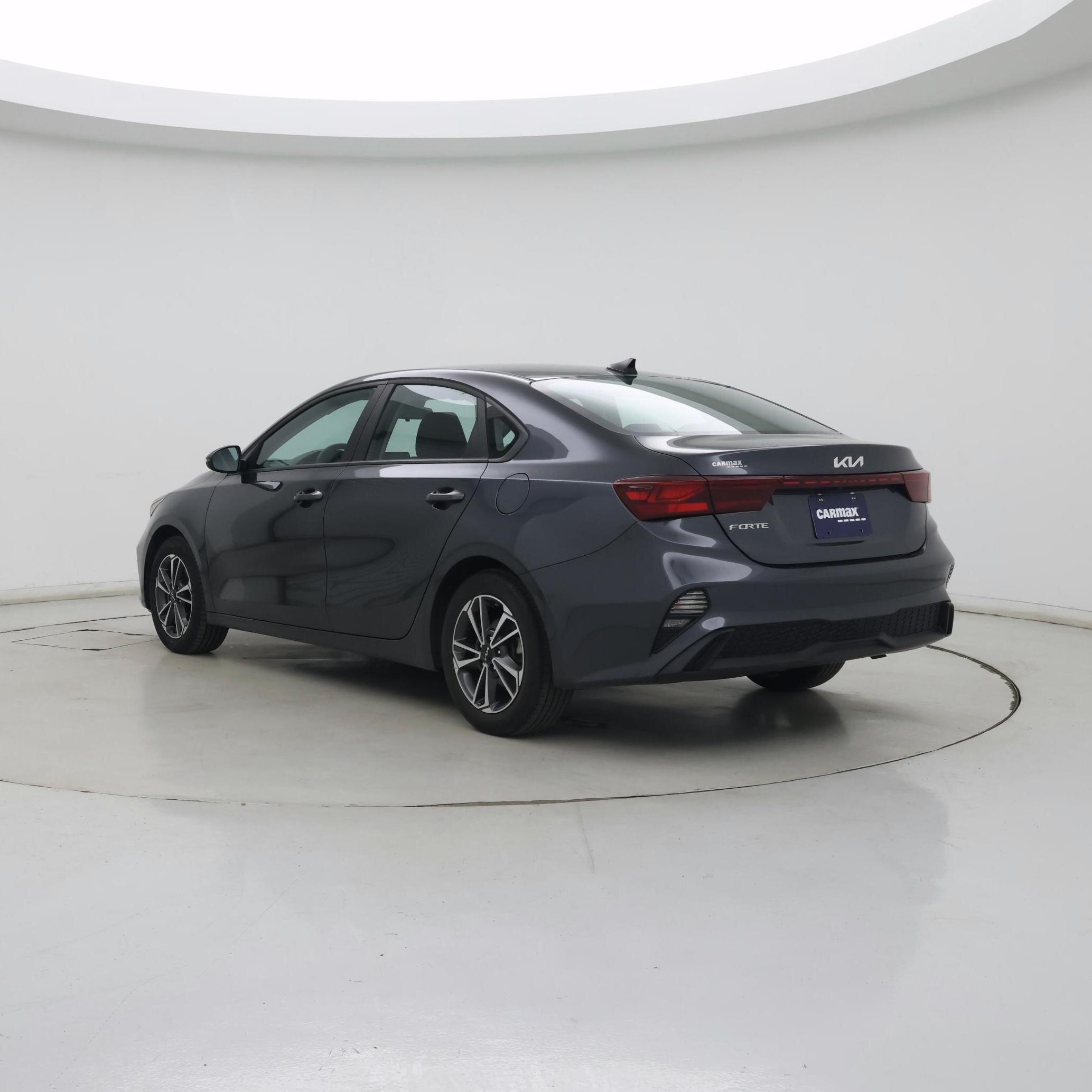 Thumbnail: 2023 Kia Forte - 2