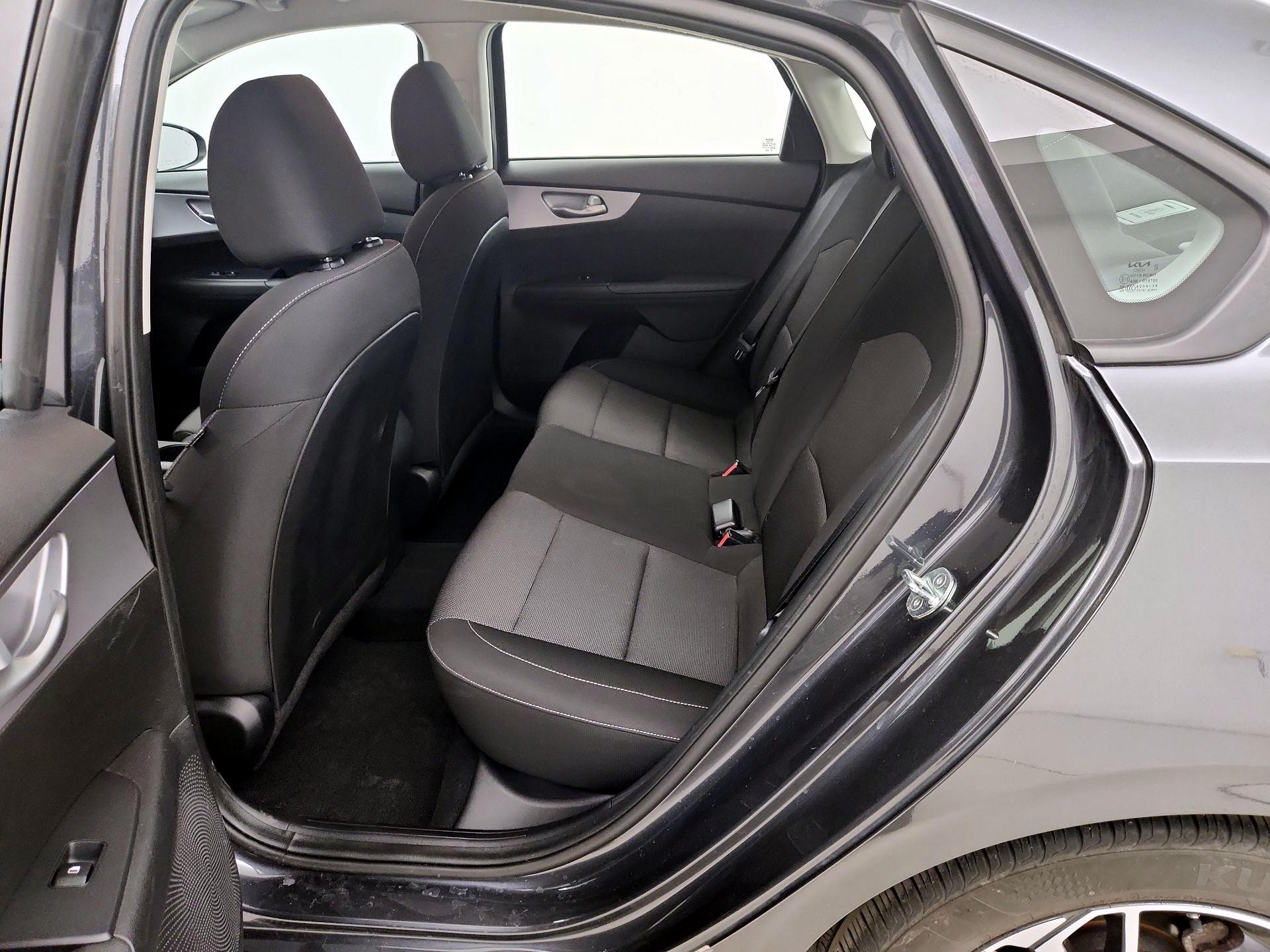 Thumbnail: 2023 Kia Forte - 19