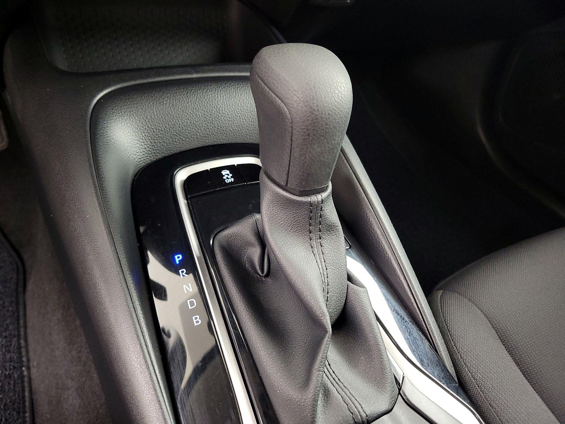 Thumbnail: 2025 Toyota Corolla - 17