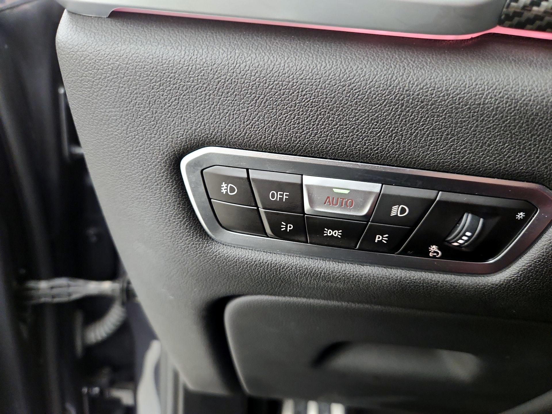 Thumbnail: 2021 BMW X6 - 13