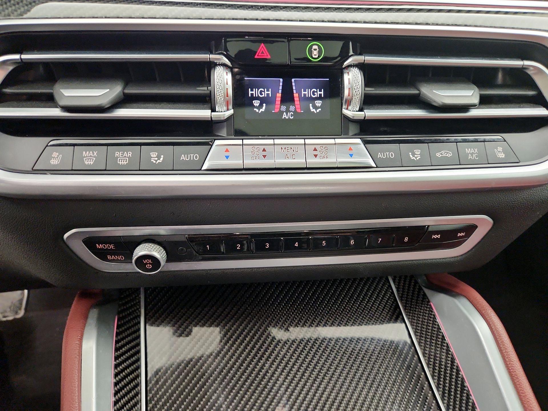 Thumbnail: 2021 BMW X6 - 17