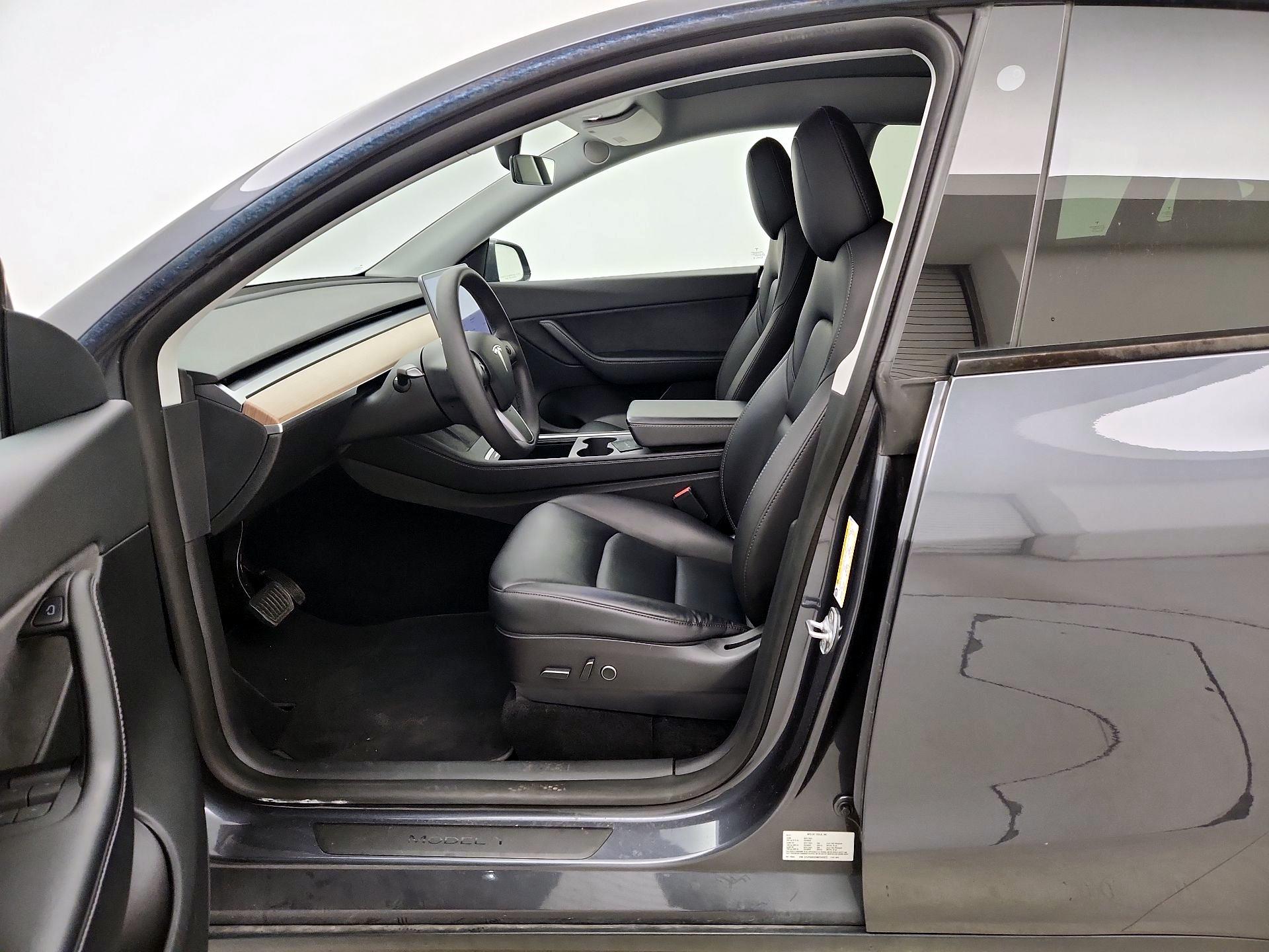 Thumbnail: 2021 Tesla Model Y - 11