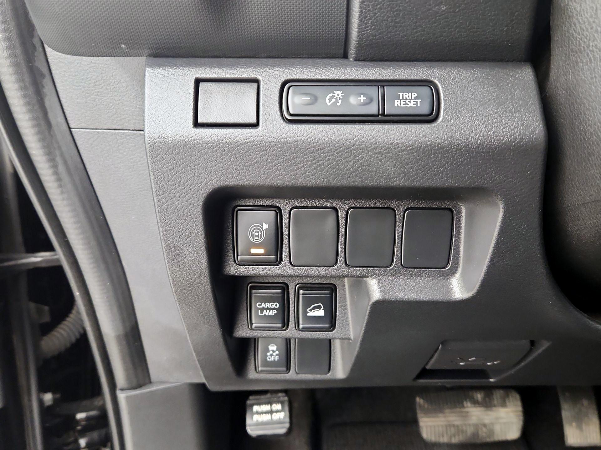 Thumbnail: 2023 Nissan Frontier - 13