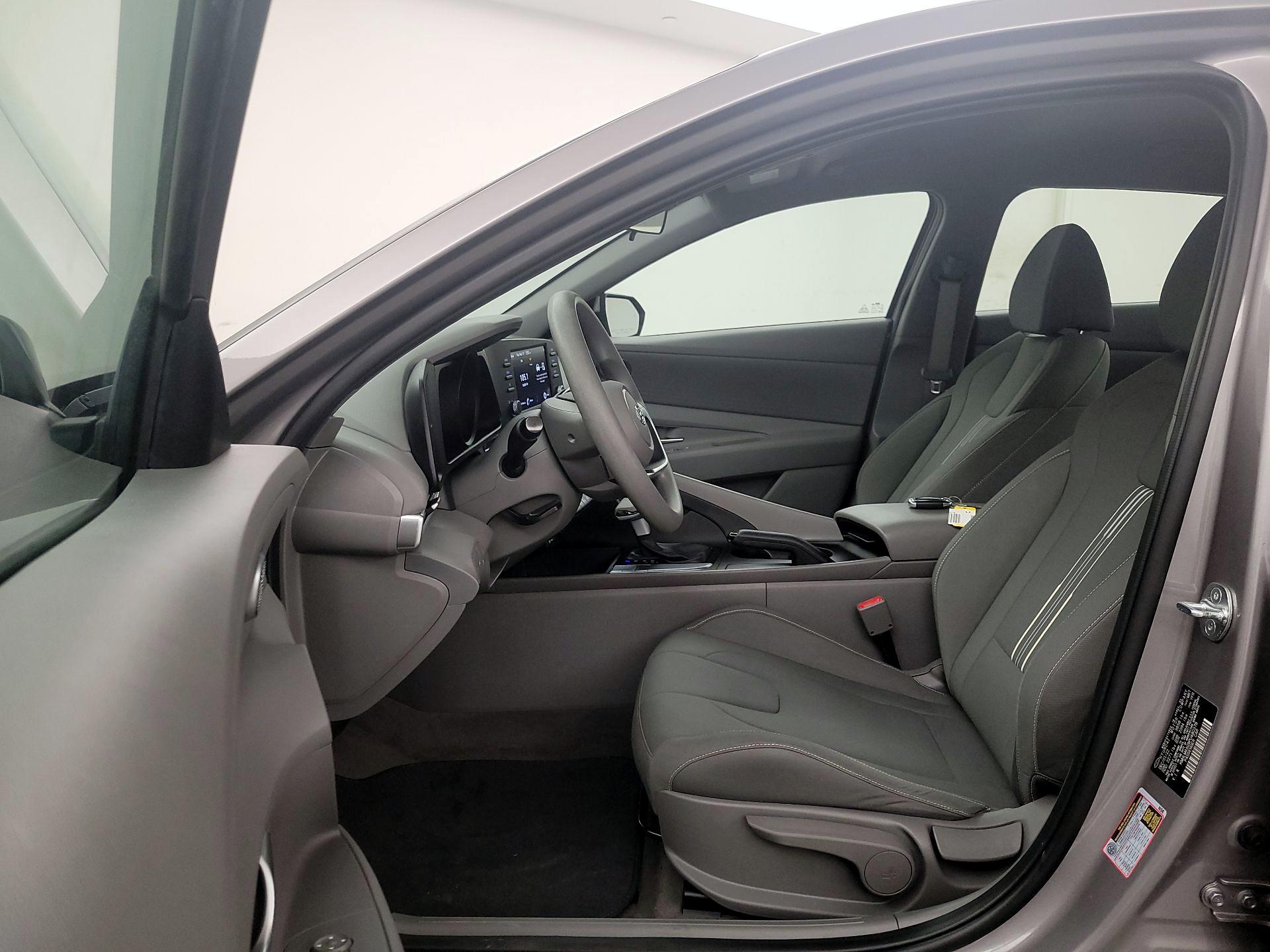 Thumbnail: 2023 Hyundai Elantra - 11