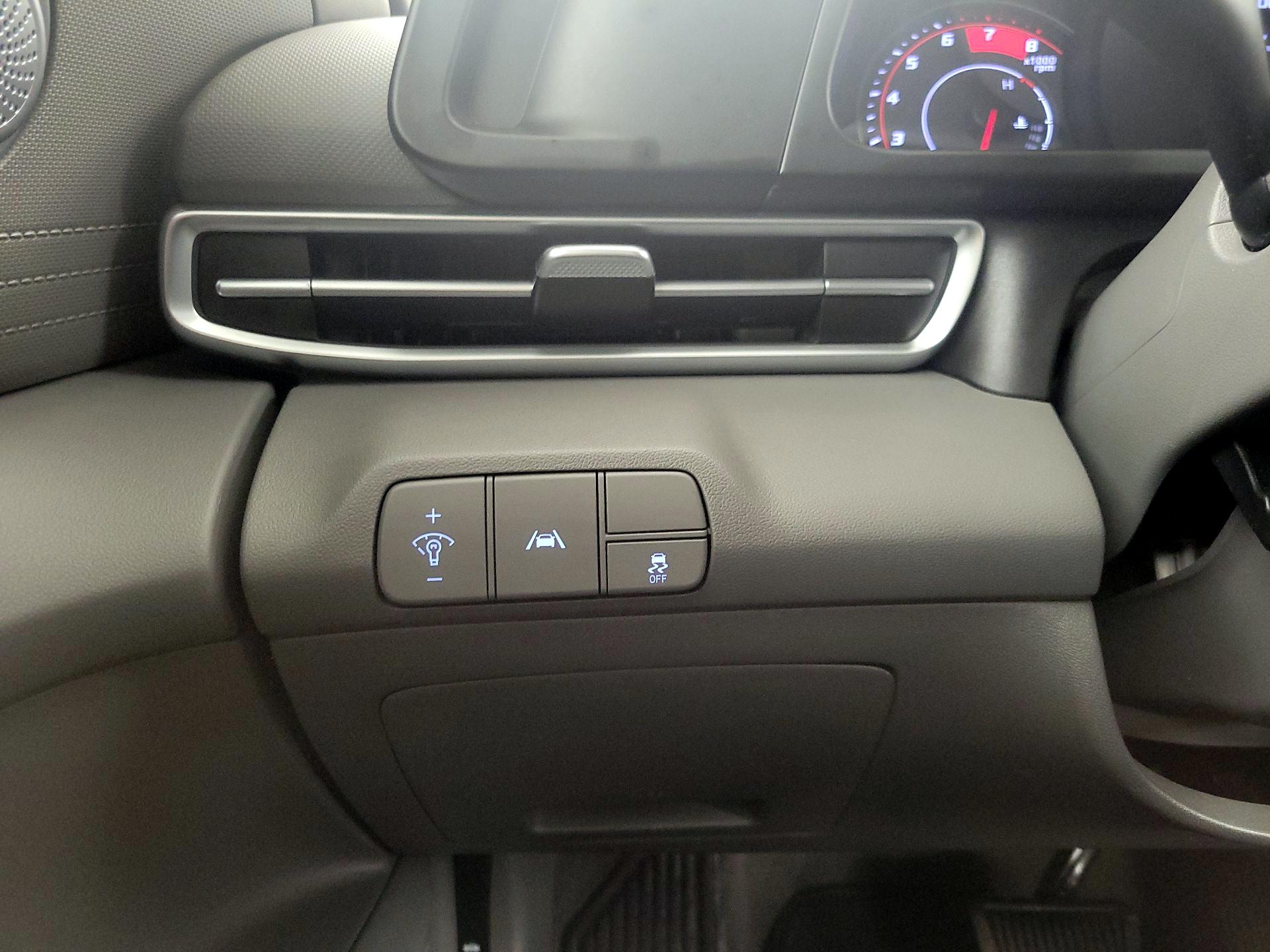 Thumbnail: 2023 Hyundai Elantra - 13