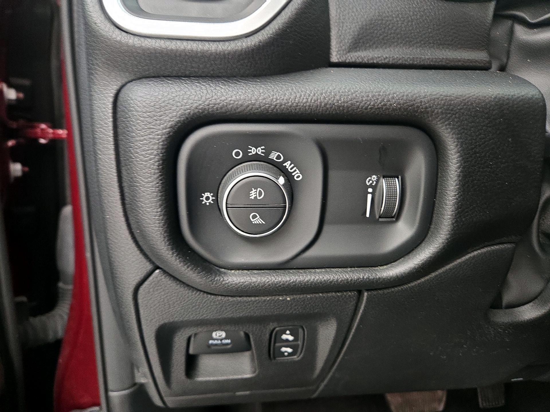 Thumbnail: 2022 RAM 1500 - 13